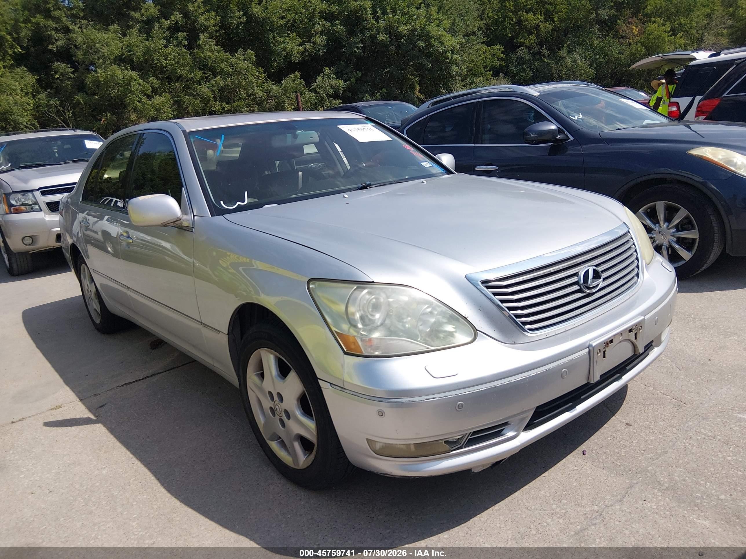 2004 Lexus LS 430, VIN JTHBN36F540154344 — Normal wear