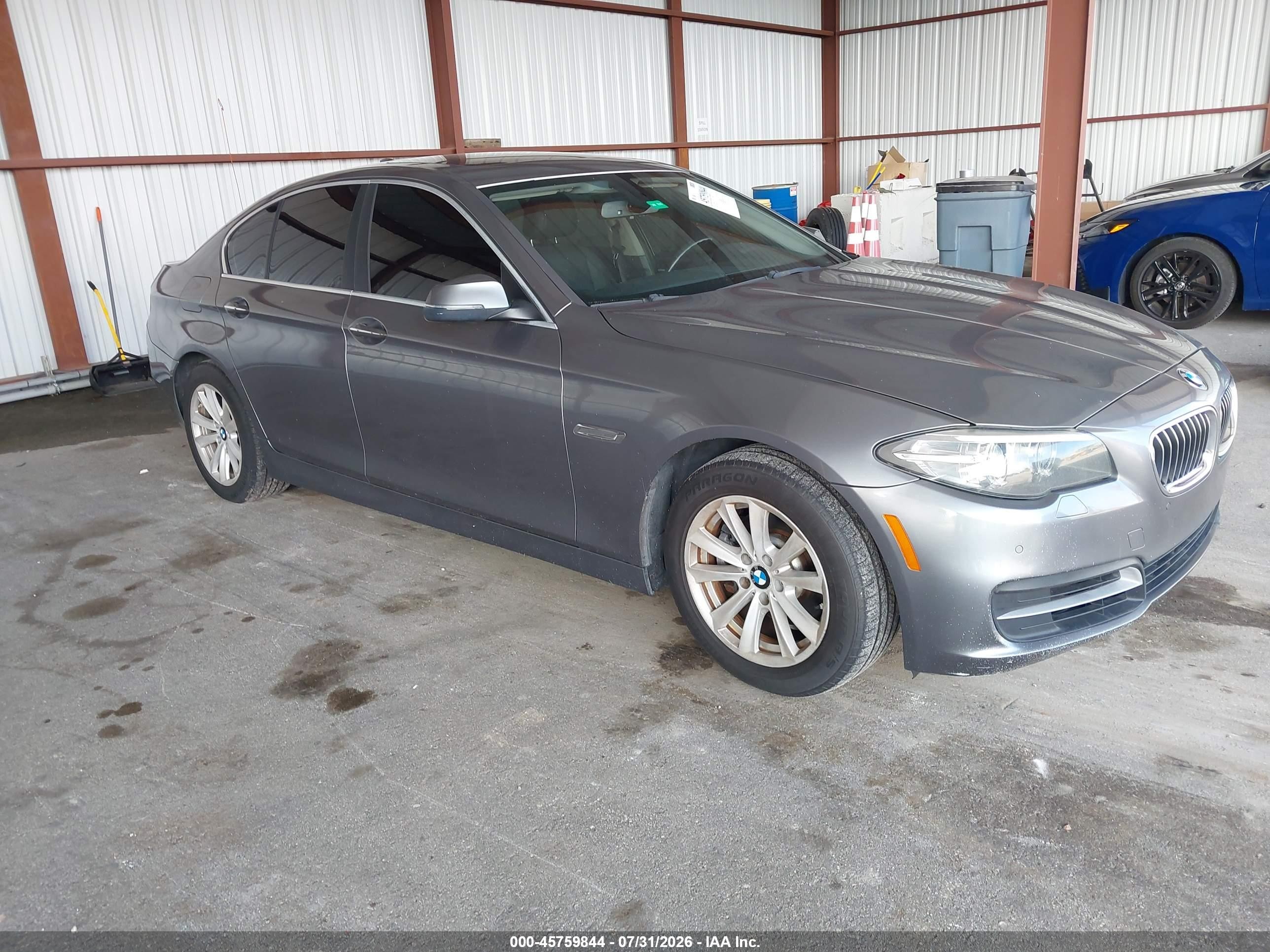 2014 BMW 5 Series 528i, VIN WBA5A5C55ED510025 — Rear end