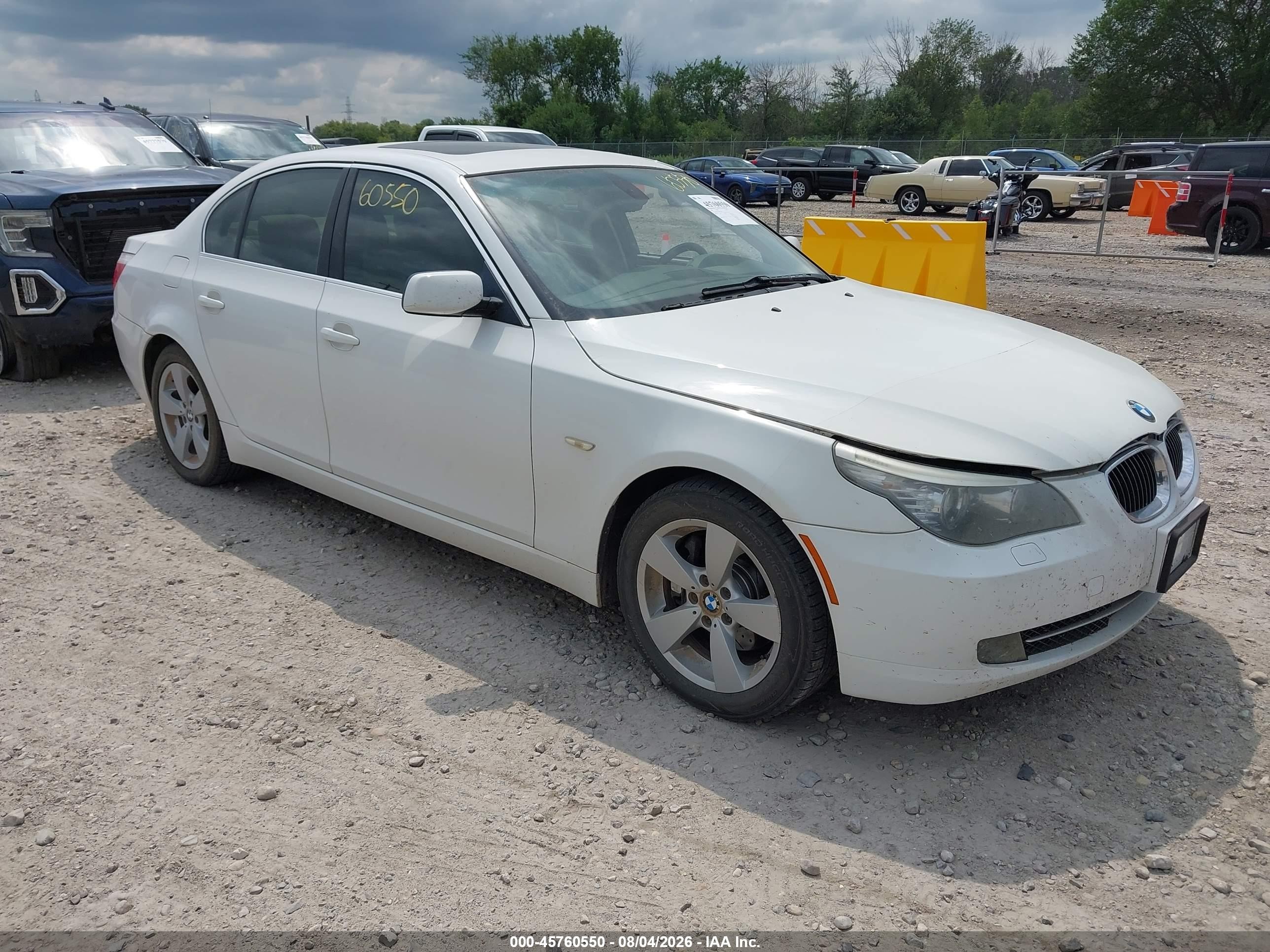 2008 BMW 5 Series 528xi, VIN WBANV13528CZ53496 — Side