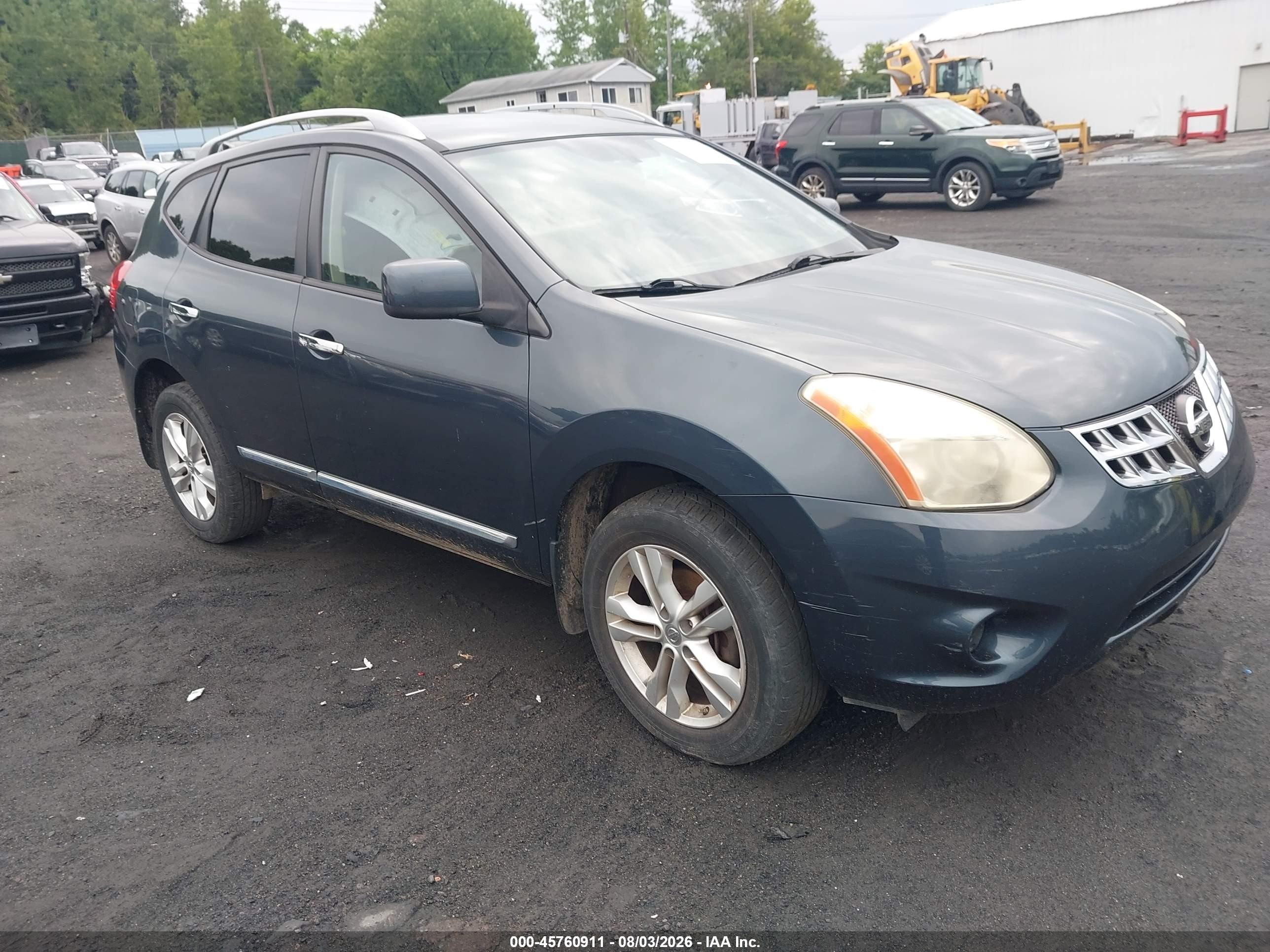 2012 Nissan Rogue SV, VIN JN8AS5MV7CW406347 — Side