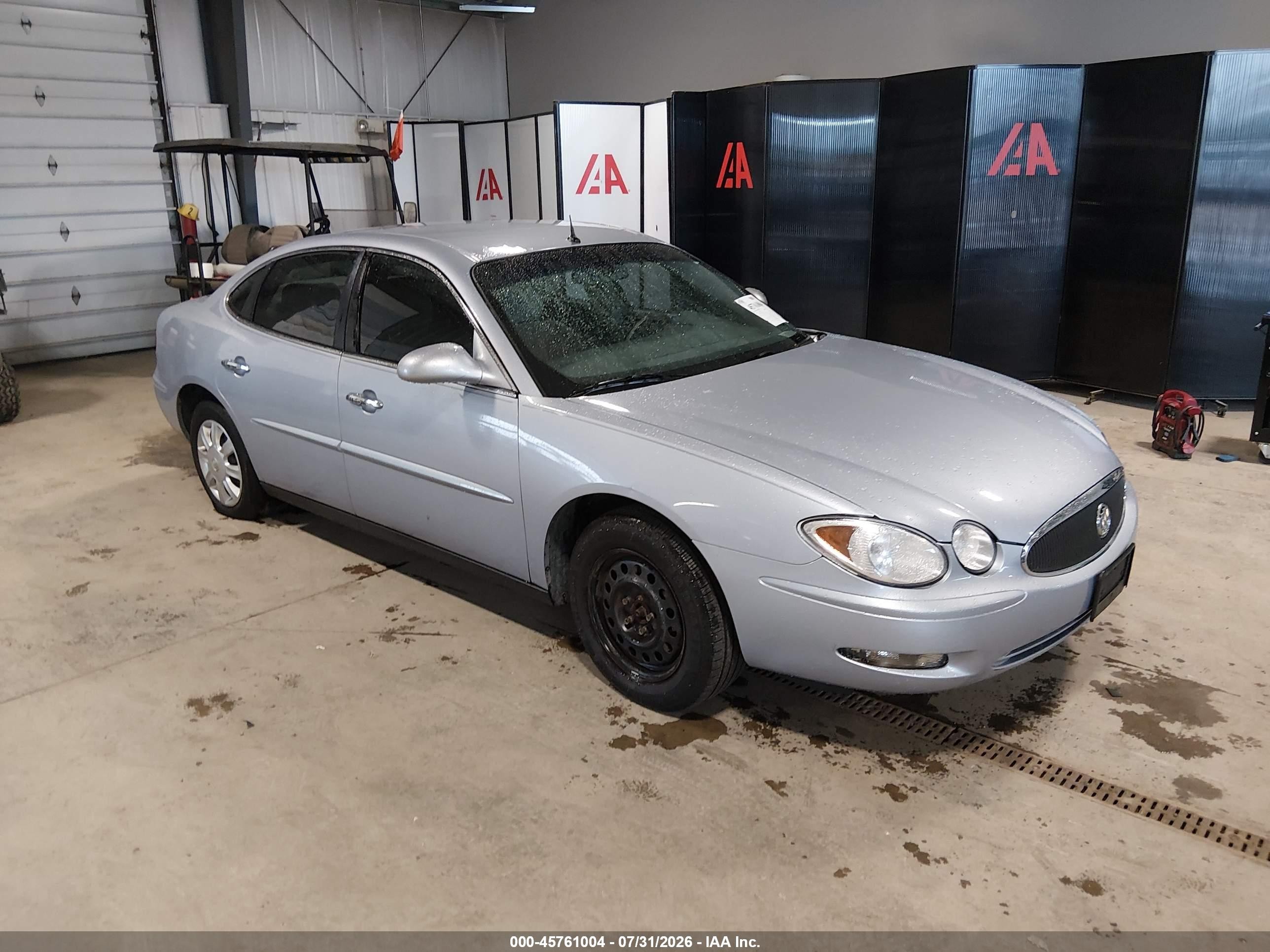 2005 Buick LaCrosse CX, VIN 2G4WC562751212635 — Side