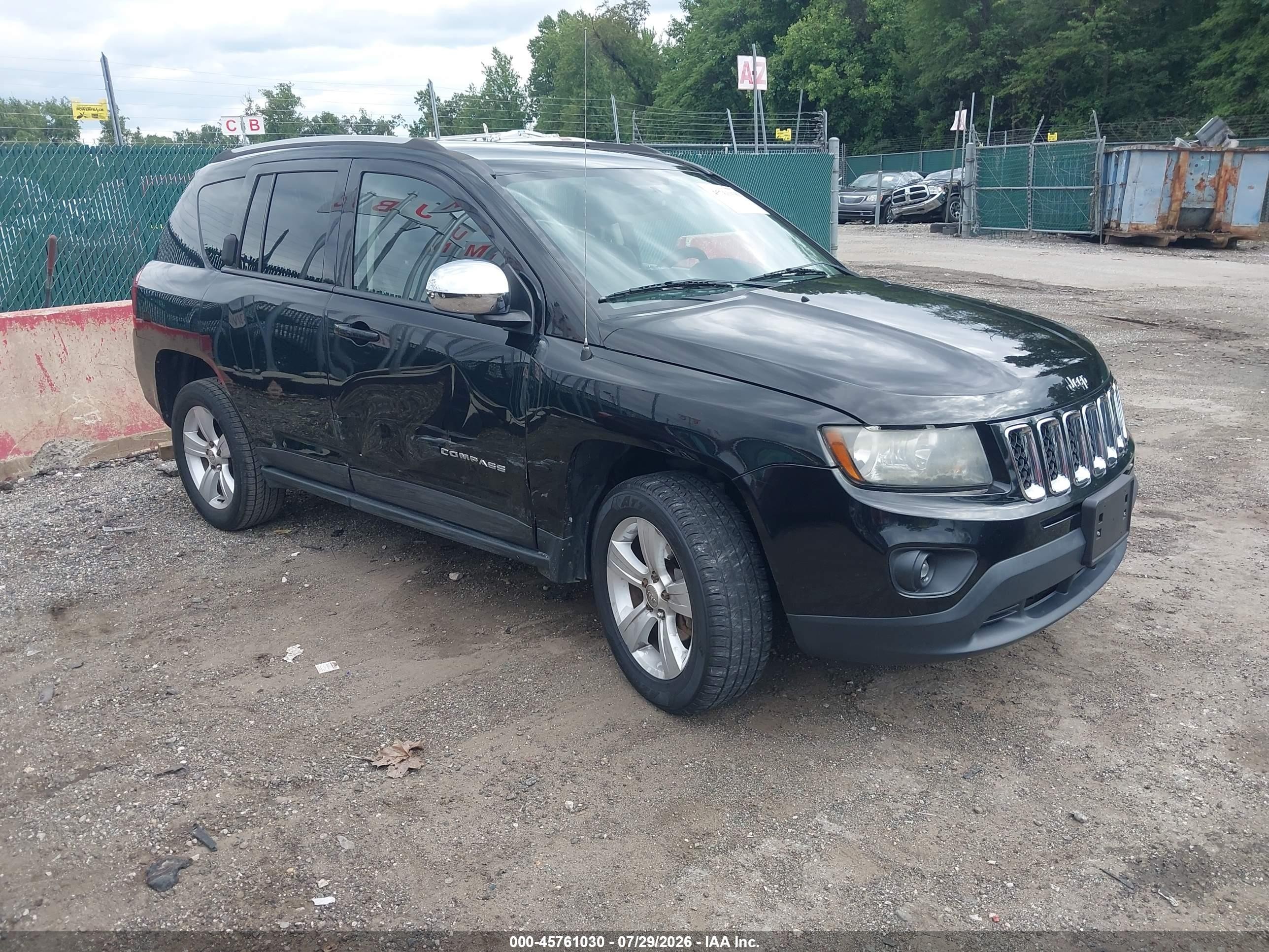 2016 Jeep Compass Sport, VIN 1C4NJDBB2GD640044 — Side