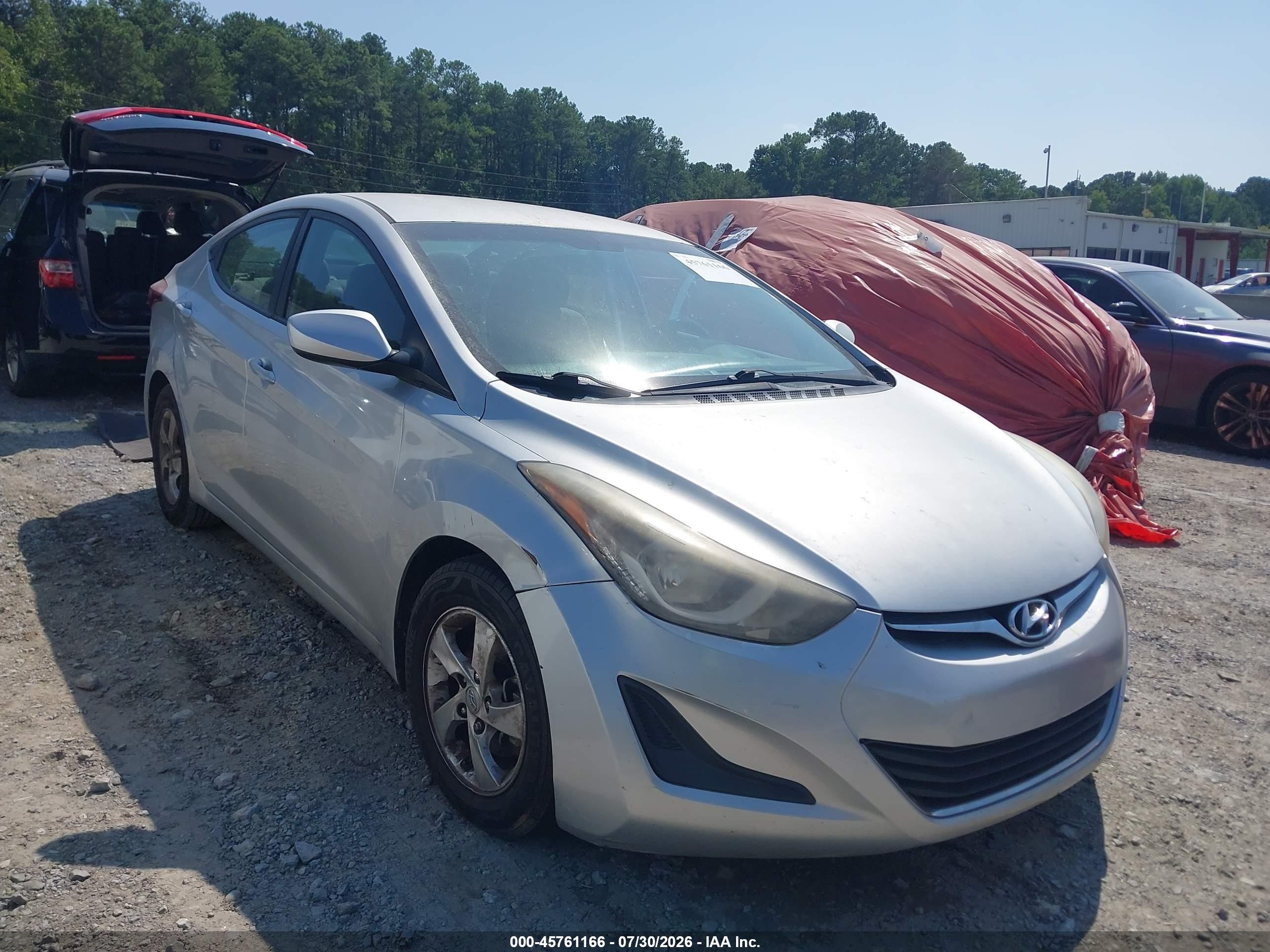 2015 Hyundai Elantra SE, VIN 5NPDH4AE3FH558688 — Normal wear