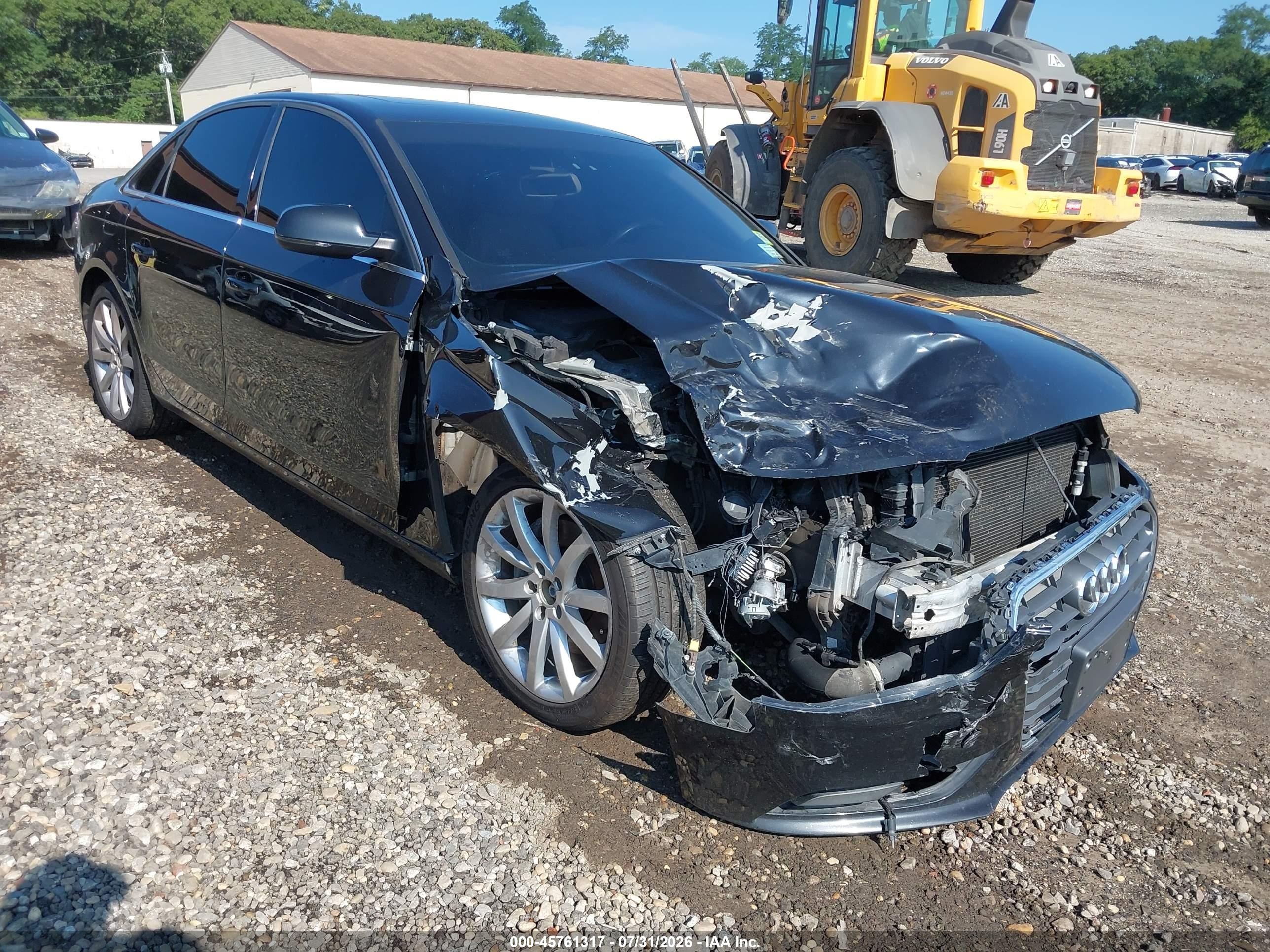 2013 Audi A4 Premium Plus, VIN WAUFFAFL0DN012493 — Front end