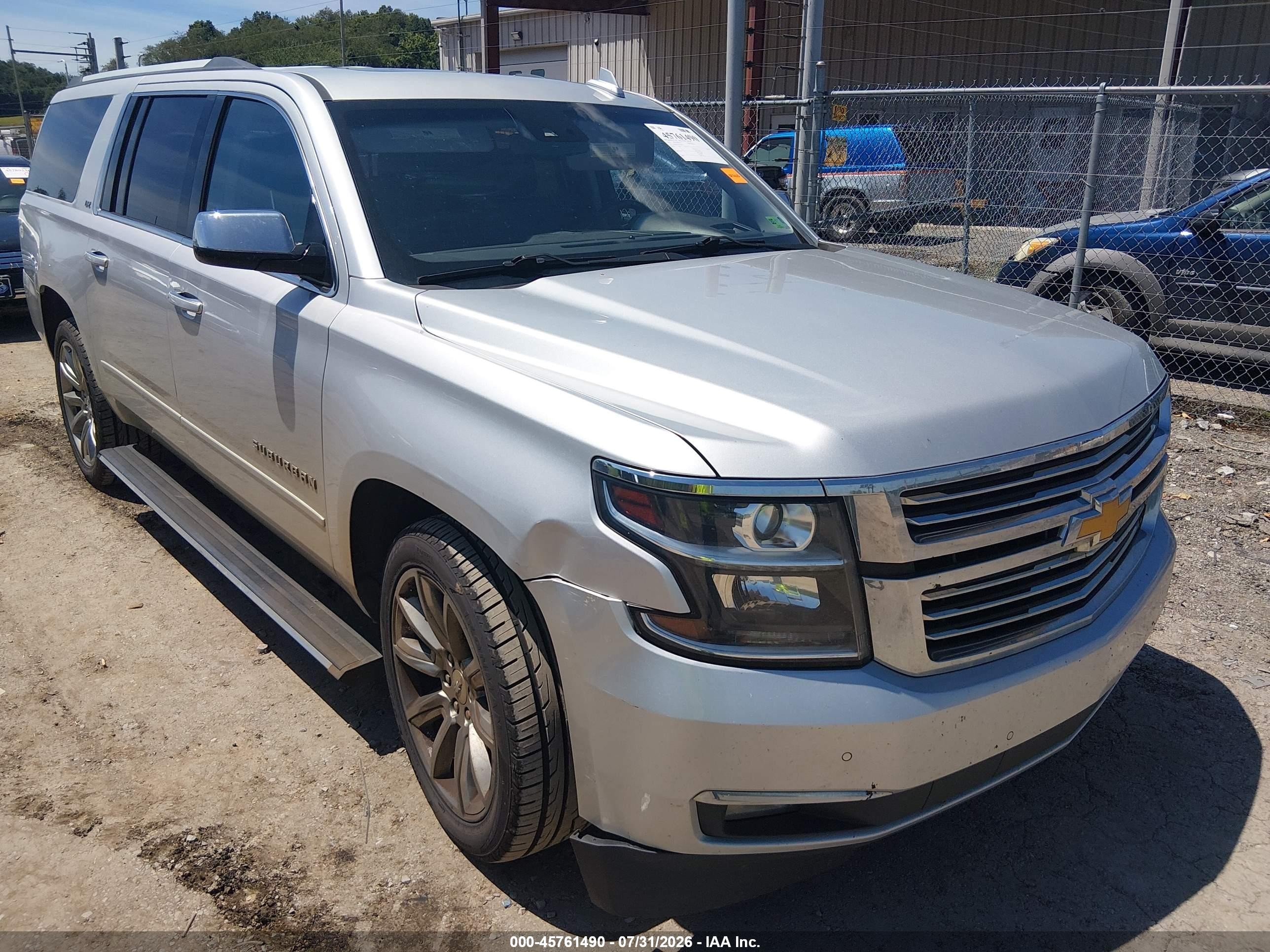 2016 Chevrolet Suburban LTZ, VIN 1GNSKJKC4GR470349 — Normal wear