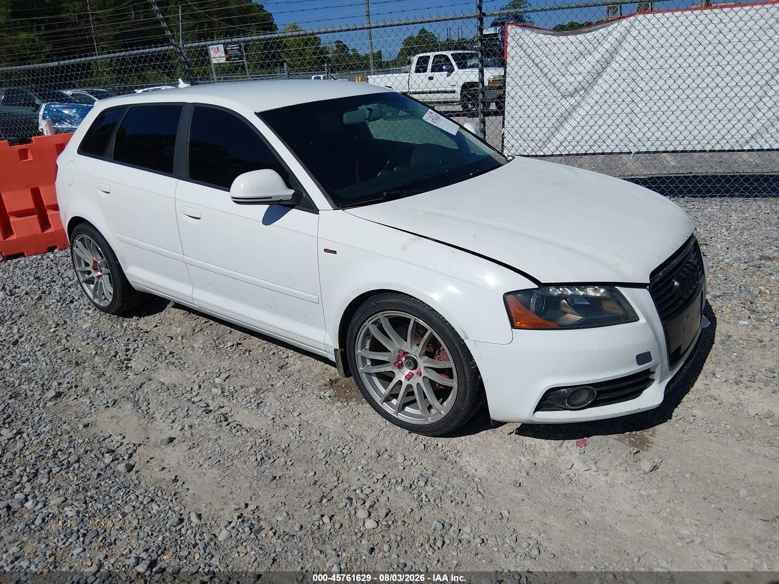 2010 Audi A3 Premium Plus, VIN WAUPFAFM5AA127042 — Normal wear