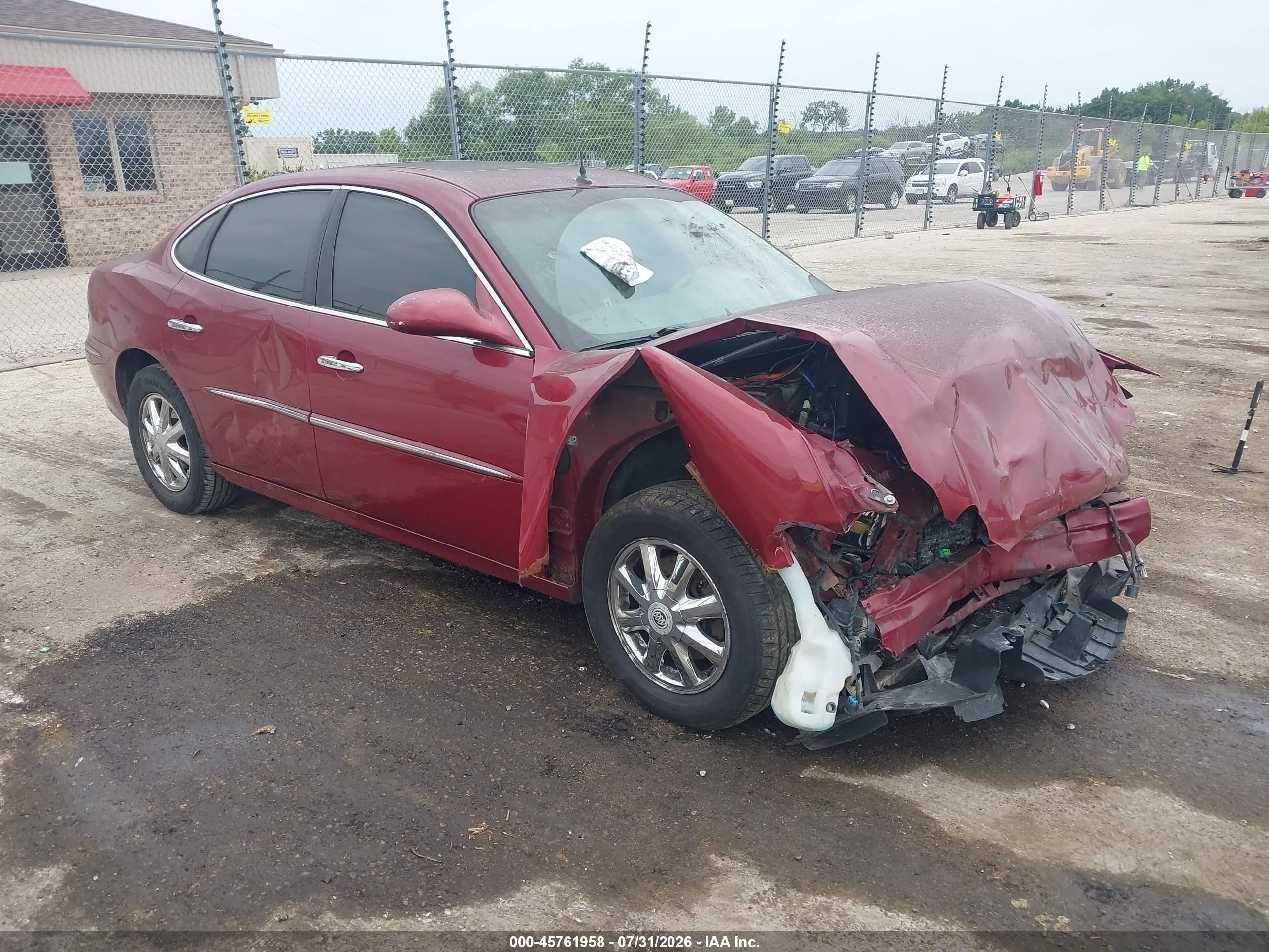 2005 Buick LaCrosse CXL, VIN 2G4WD532651330063 — Перед
