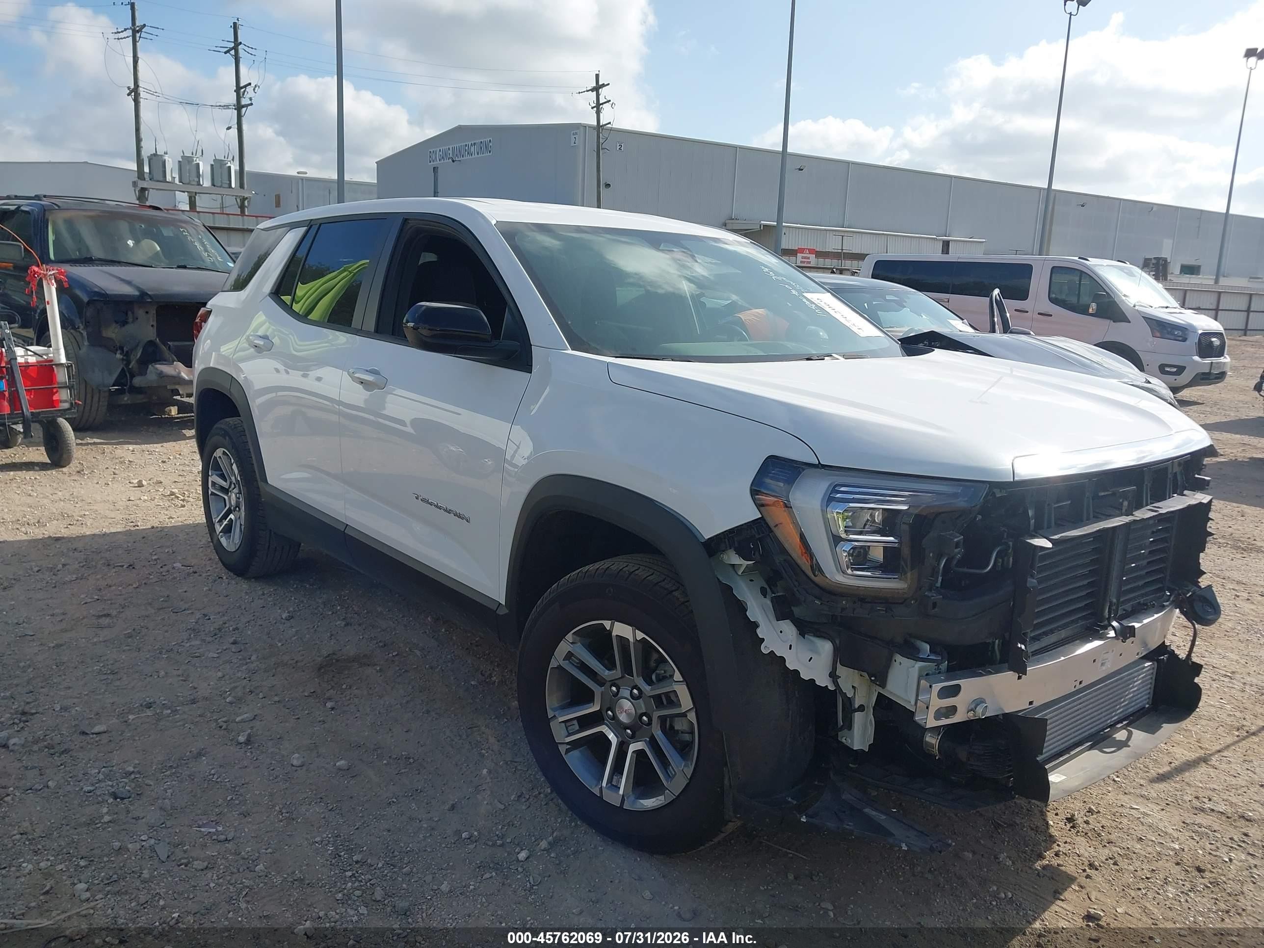 2025 GMC Terrain AWD Elevation, VIN 3GKALUEG8SL264649 — Front end