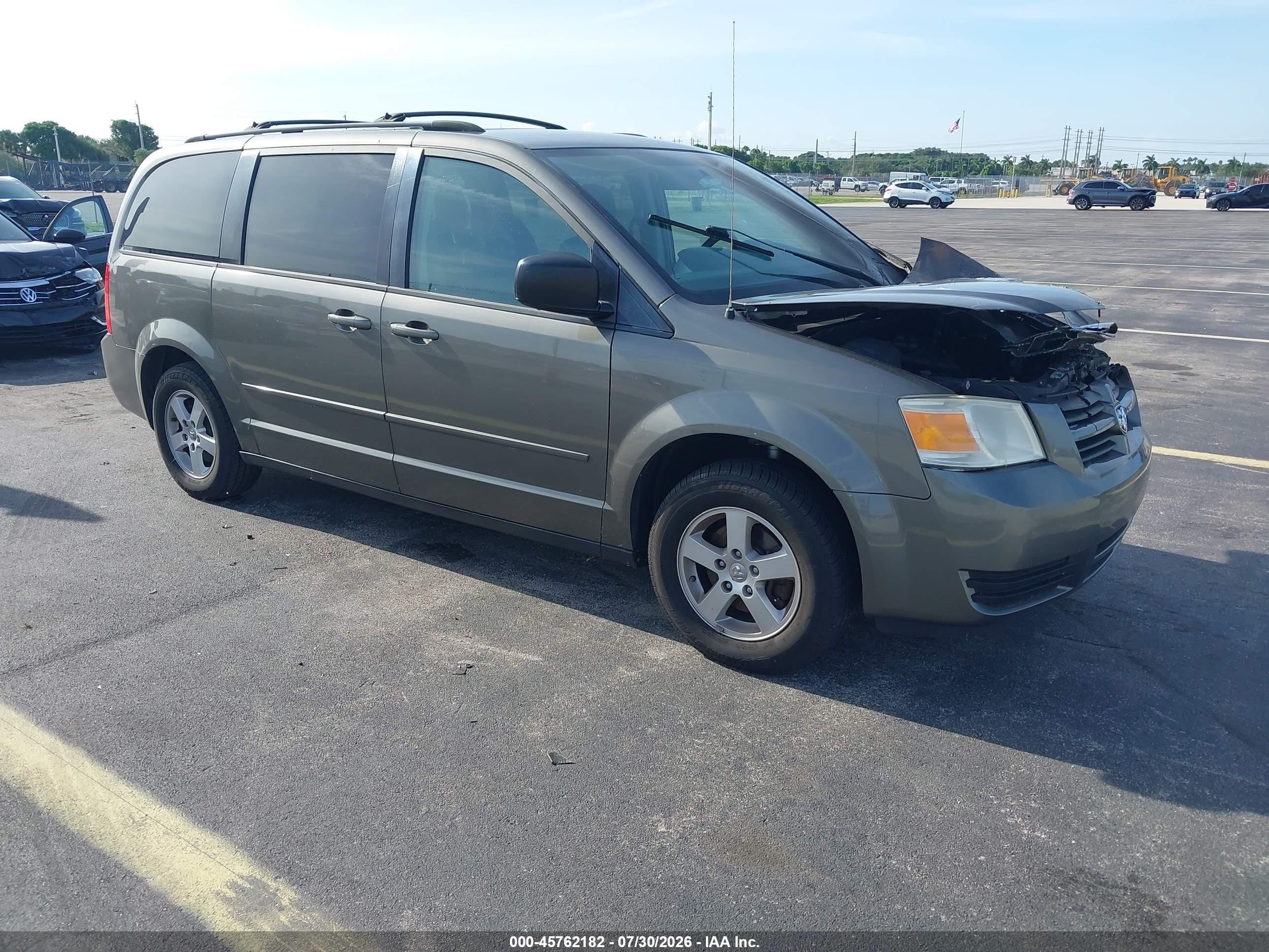 2010 Dodge Grand Caravan Hero, VIN 2D4RN3D1XAR389530 — Engine fire
