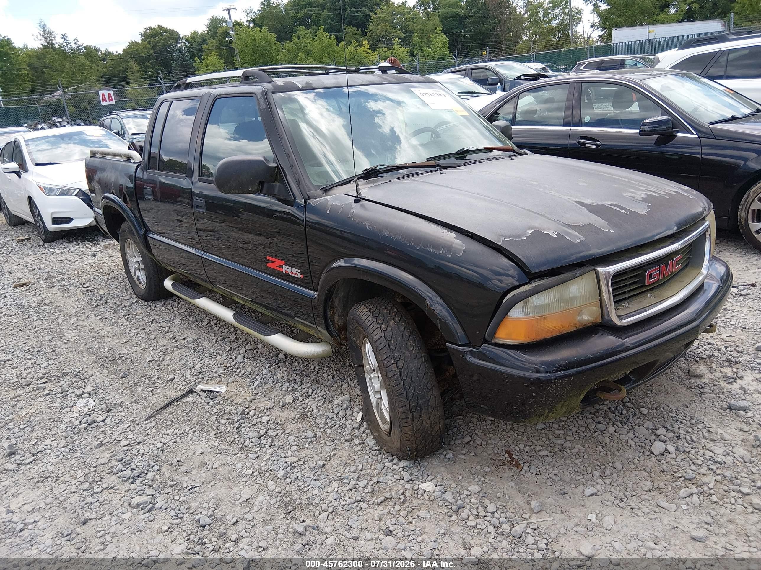 2003 GMC Sonoma SLS, VIN 1GTDT13X23K102660 — Normal wear