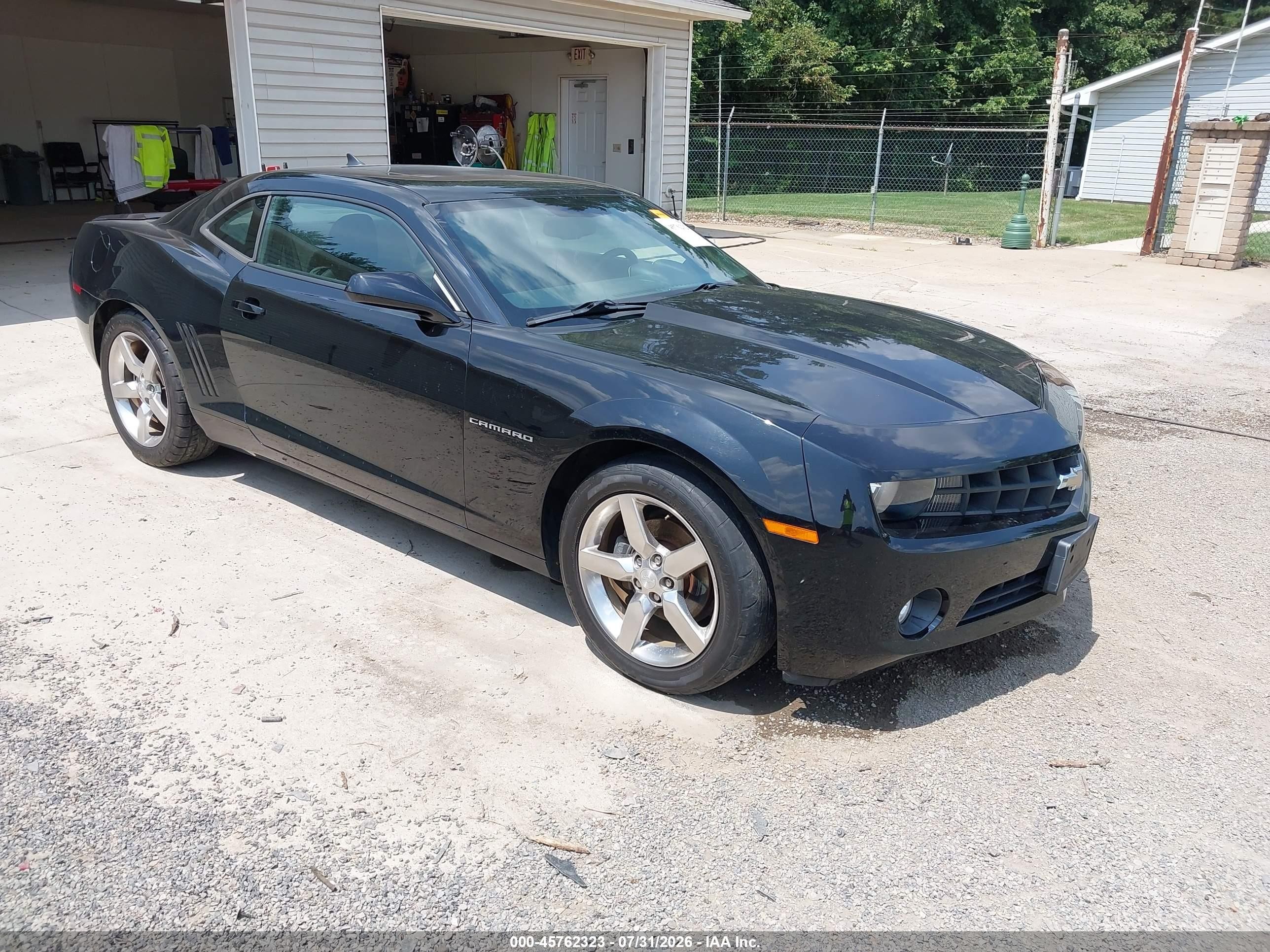 2012 Chevrolet Camaro 1LT, VIN 2G1FB1E34C9158471 — Side