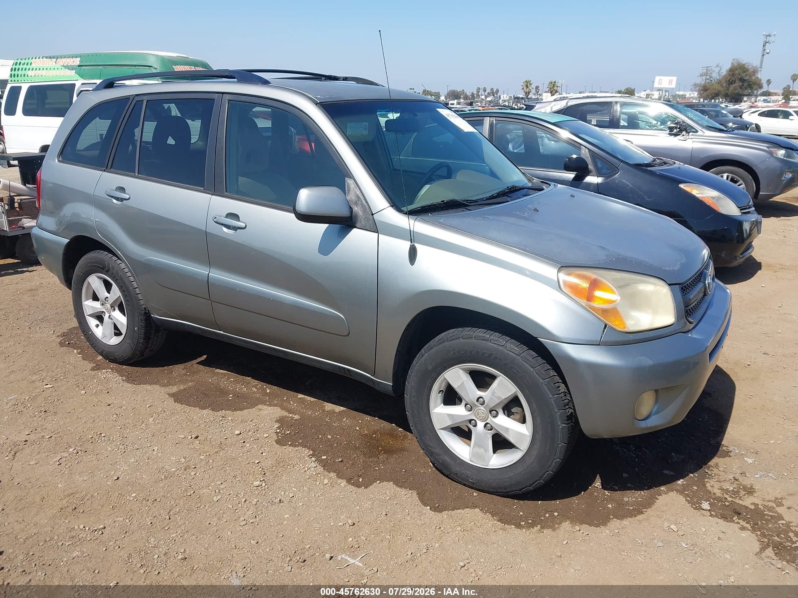 2004 Toyota RAV4, VIN JTEGD20V940003913 — Normal wear