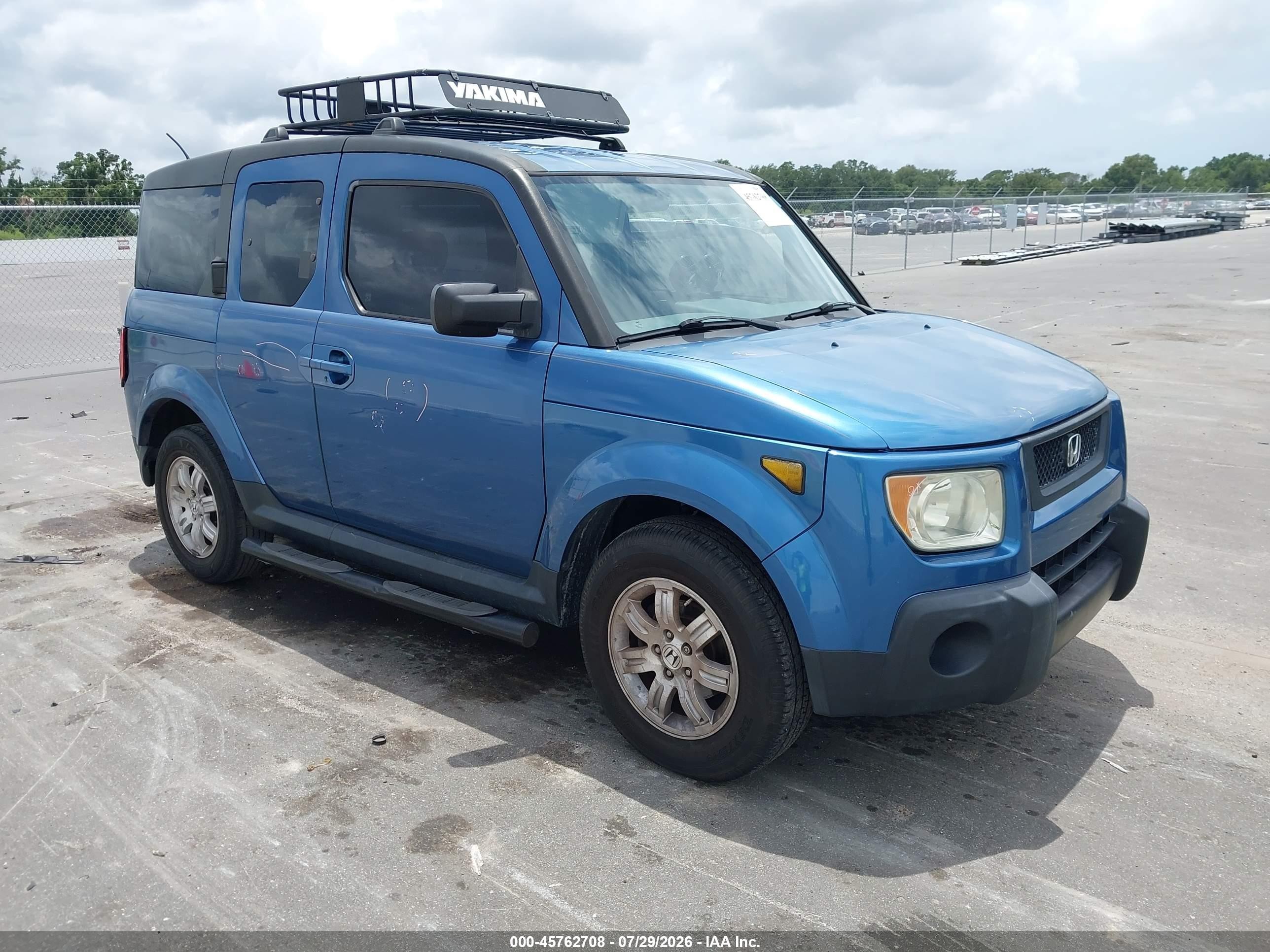 2006 Honda Element EX-P, VIN 5J6YH18766L004977 — Rear end