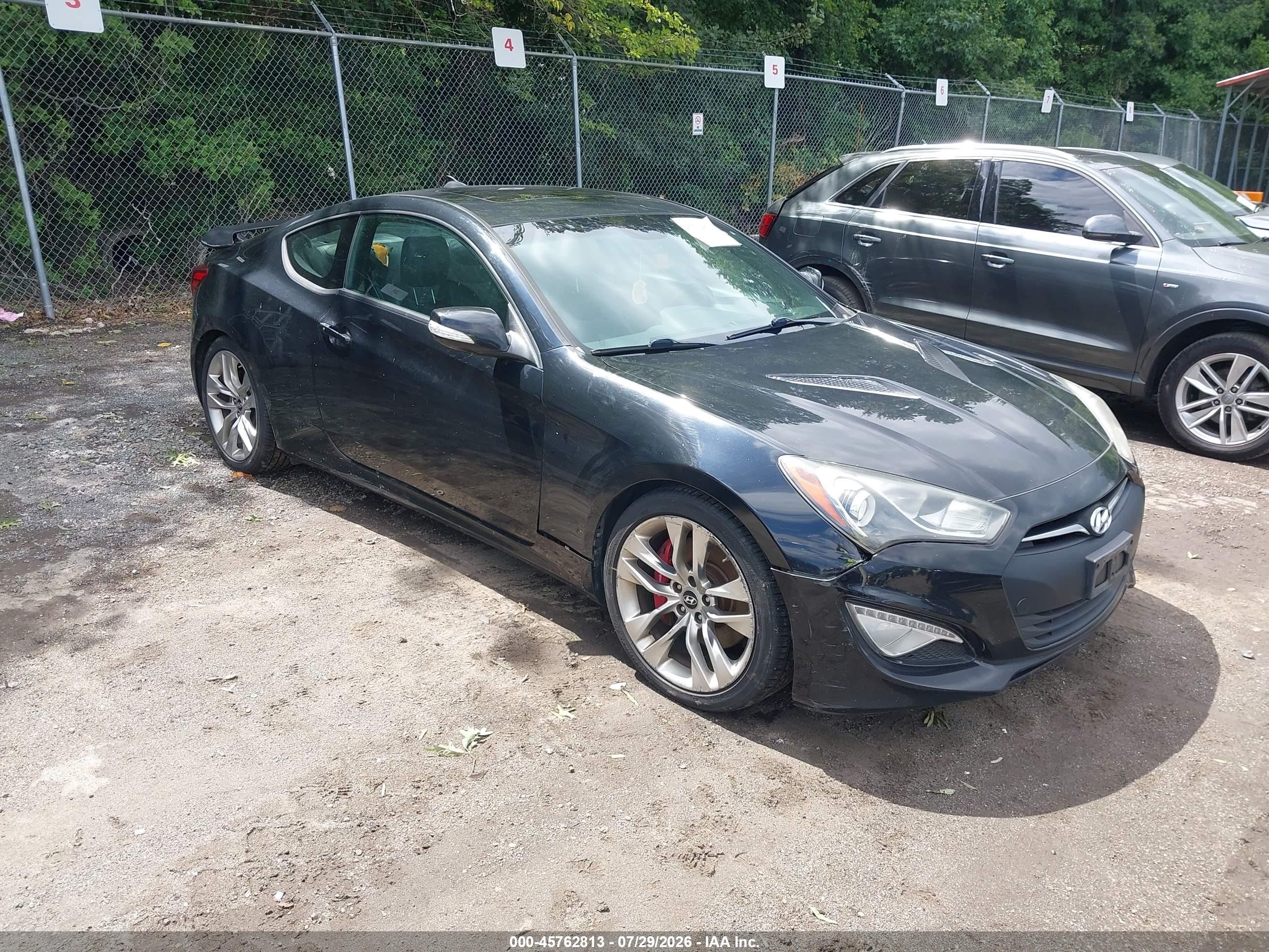 2013 Hyundai Genesis Coupe R-Spec, VIN KMHHU6KJ6DU108147 — Normal wear