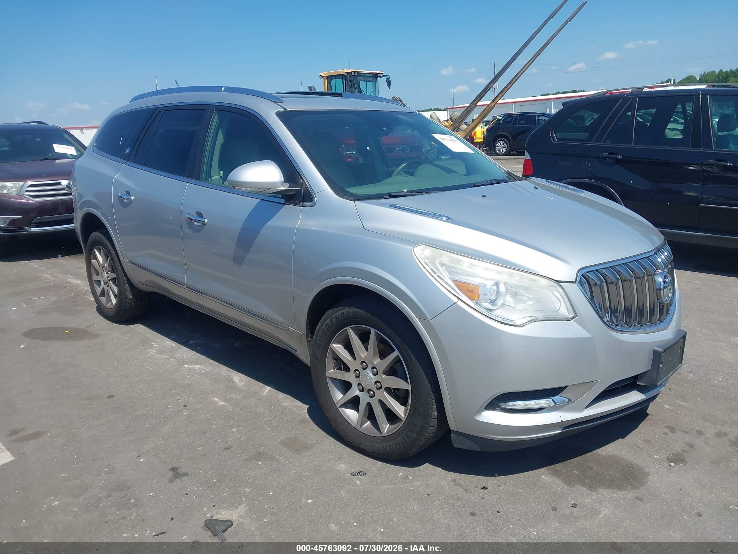 2015 Buick Enclave Leather, VIN 5GAKRBKD7FJ219357 — Front end