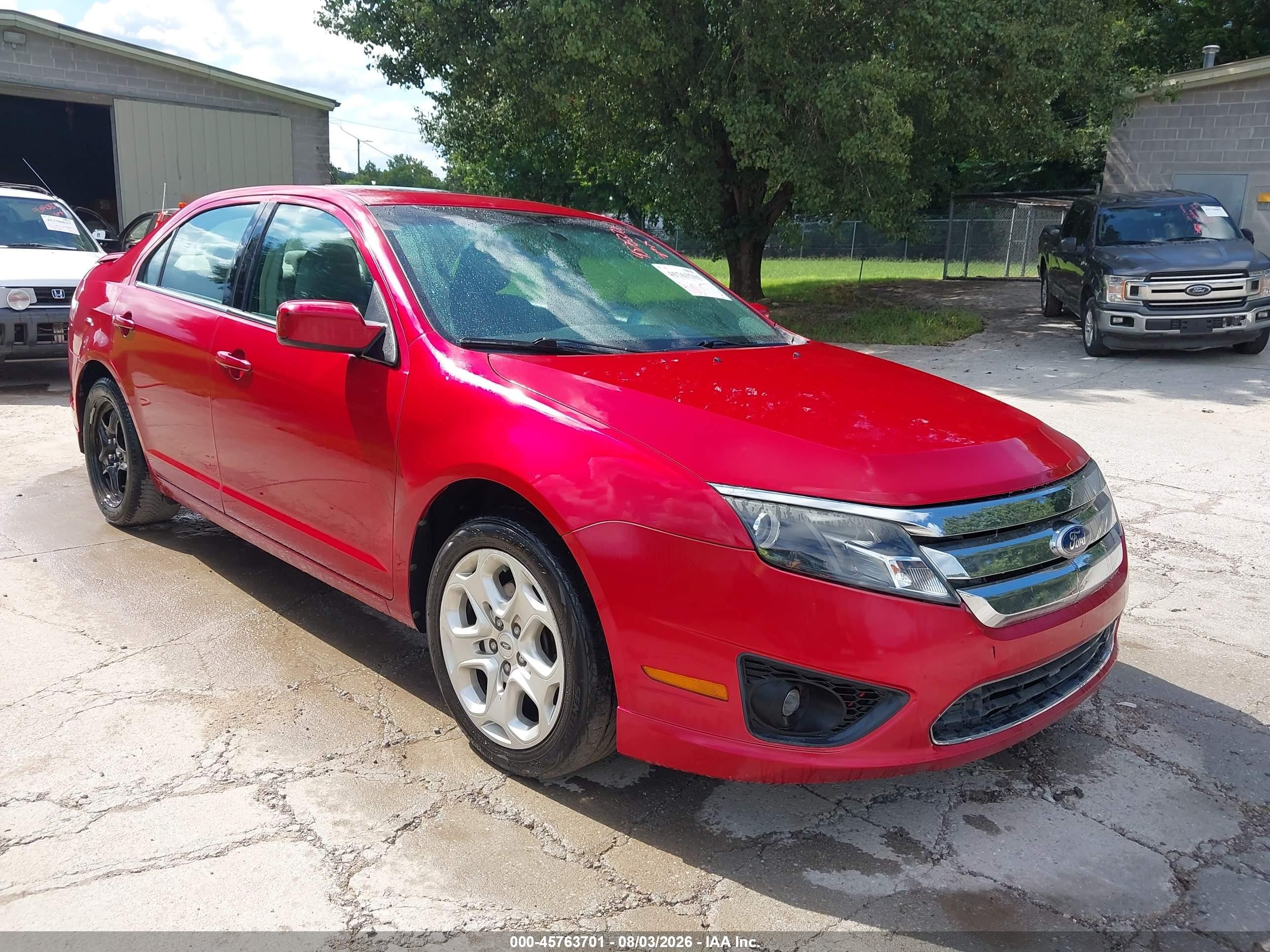 2010 Ford Fusion SE, VIN 3FAHP0HG5AR365040 — Normal wear