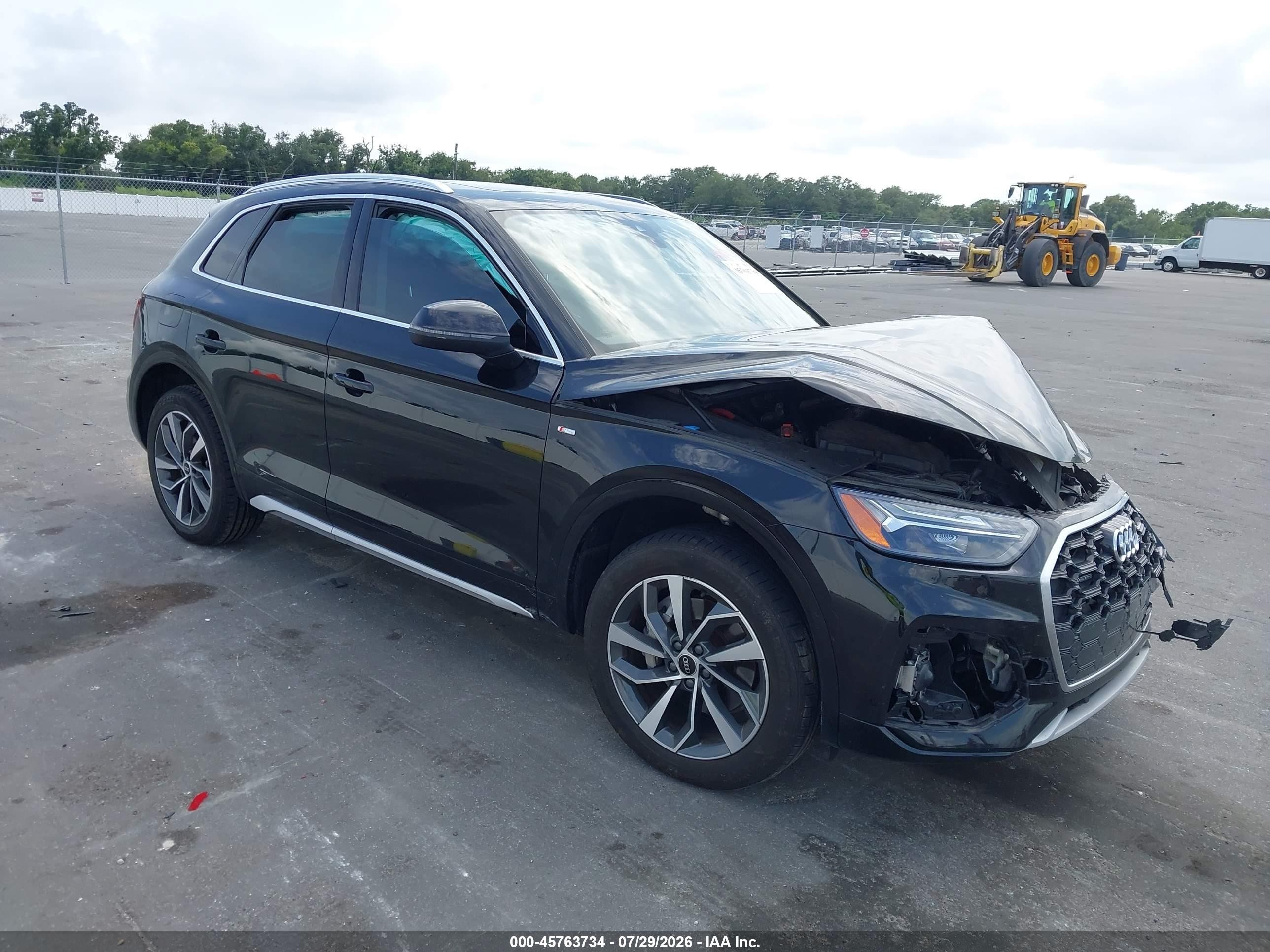 2022 Audi Q5 S line Premium Plus, VIN WA1EAAFY6N2020085 — Front end