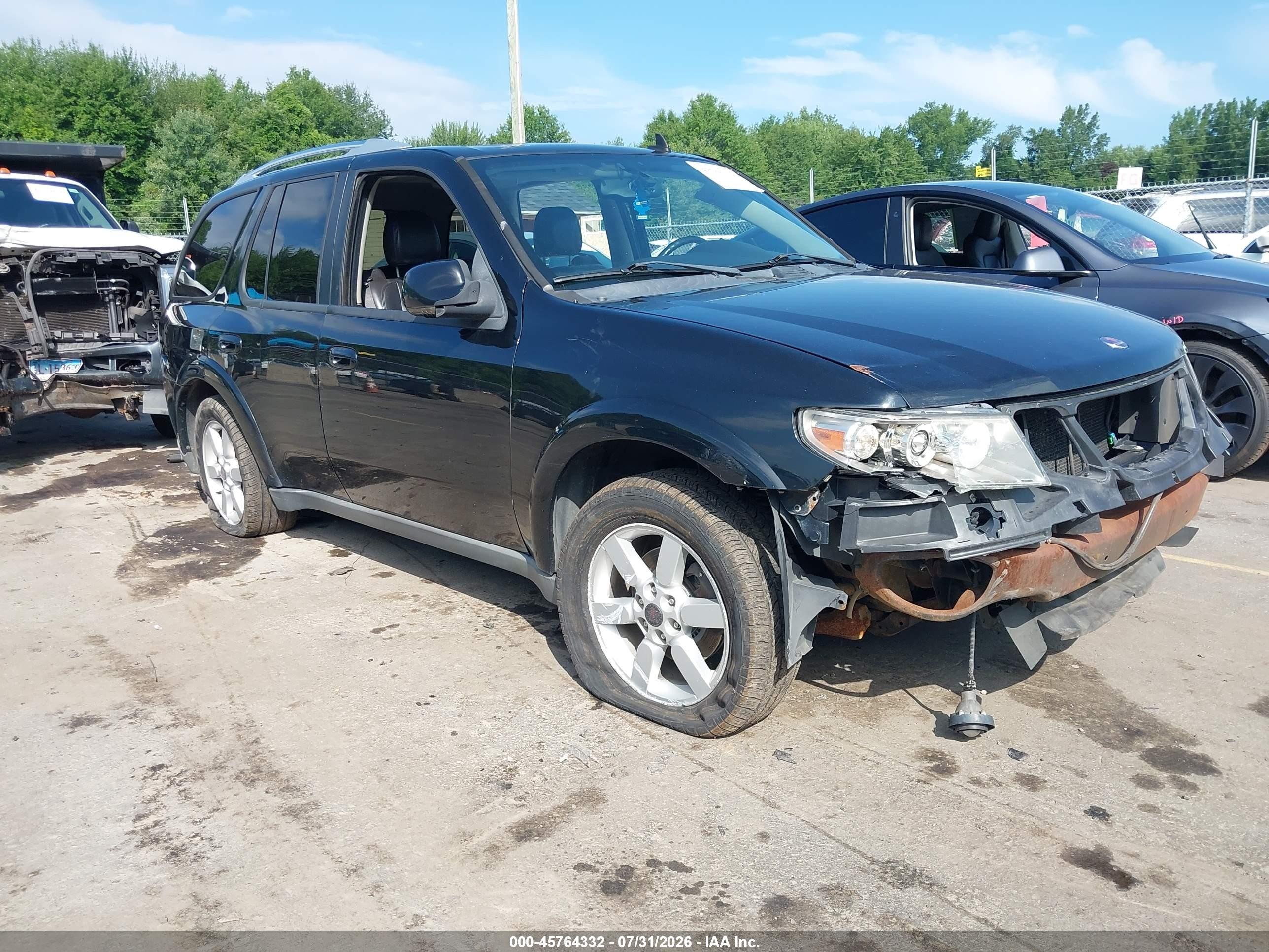 2008 Saab 9-7X 5.3i, VIN 5S3ET13M582800014 — Side