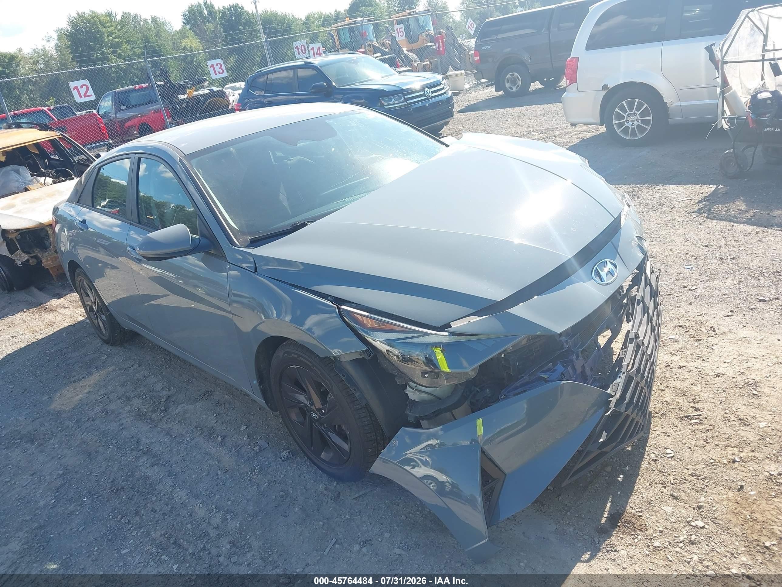 2021 Hyundai Elantra SEL, VIN KMHLM4AG2MU146415 — Front end