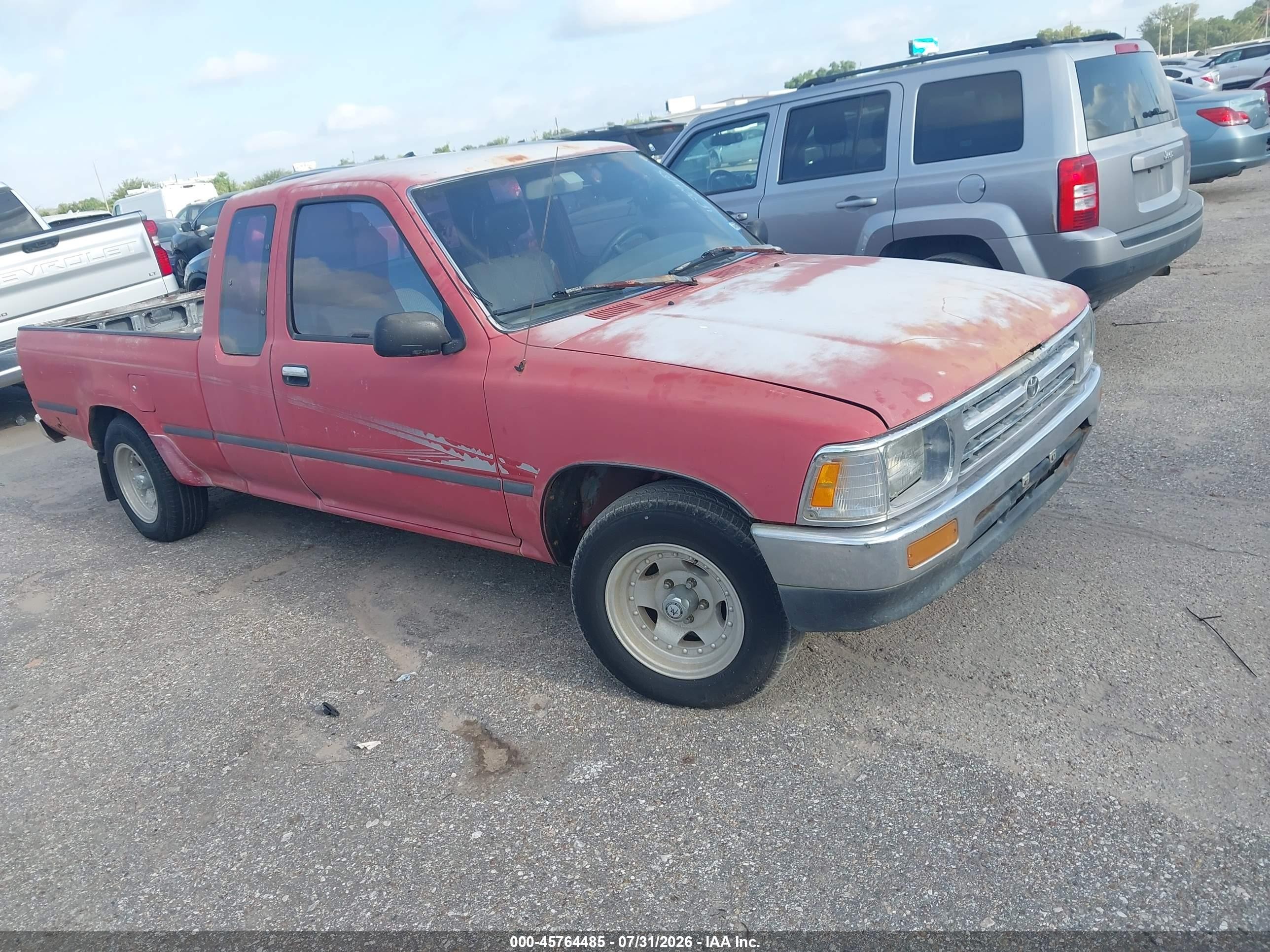 1992 Toyota Pickup DLX, VIN JT4RN93P2N5058398 — Normal wear