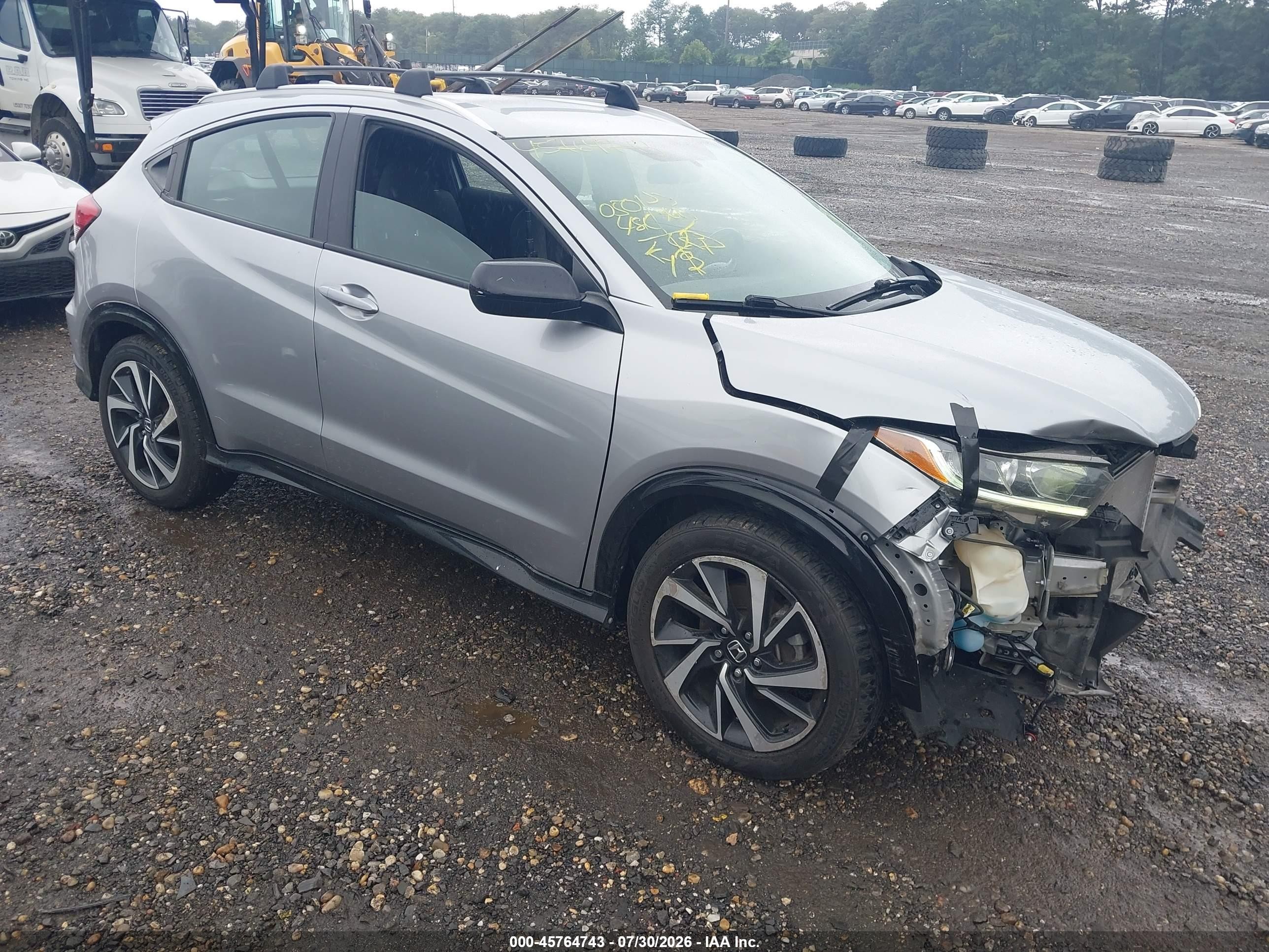 2019 Honda HR-V Sport, VIN 3CZRU6H16KM734521 — Перед