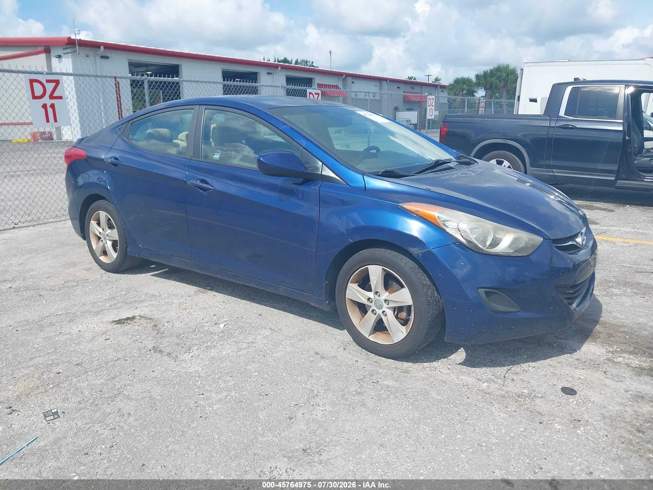 2013 Hyundai Elantra Limited, VIN KMHDH4AE7DU872293 — Not stated