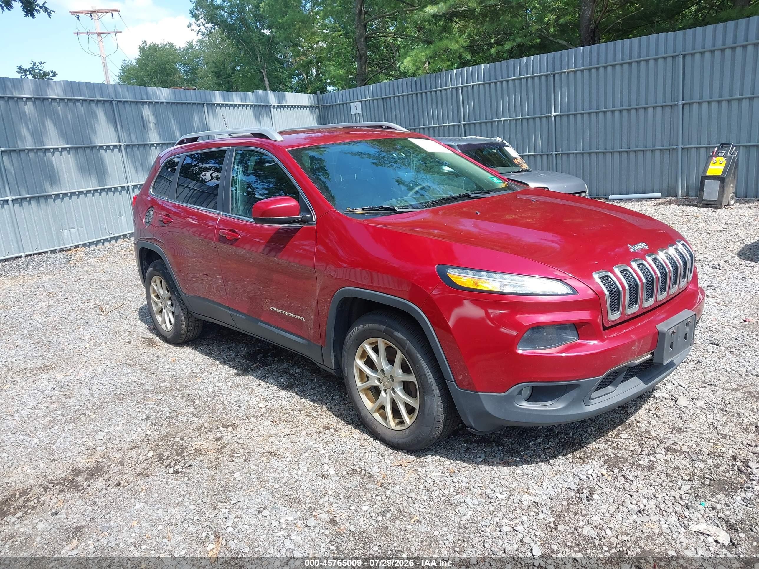 2015 Jeep Cherokee Latitude, VIN 1C4PJMCB7FW588971 — Обычный износ