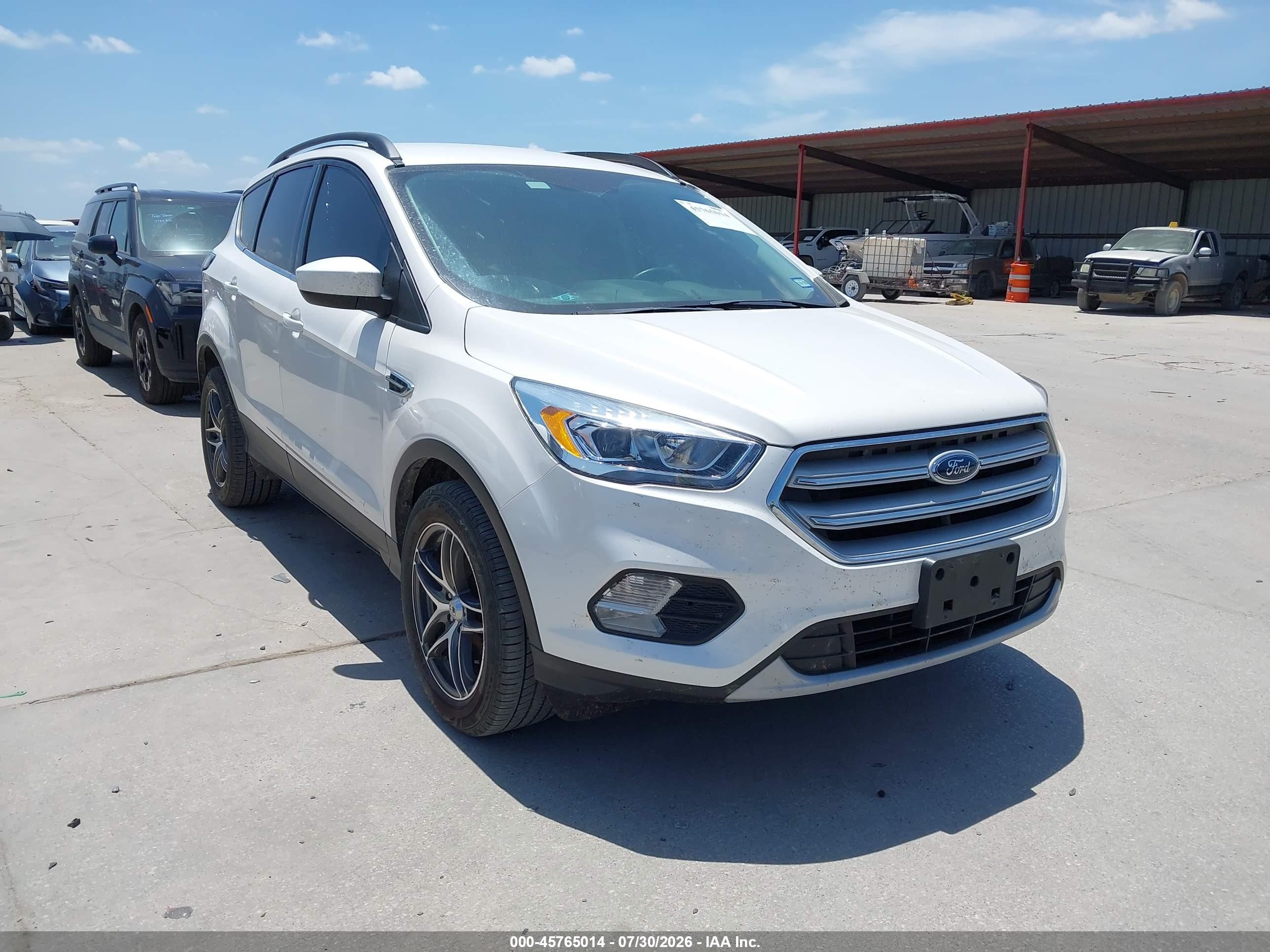 2018 Ford Escape SEL, VIN 1FMCU0HD6JUB72645 — Normal wear