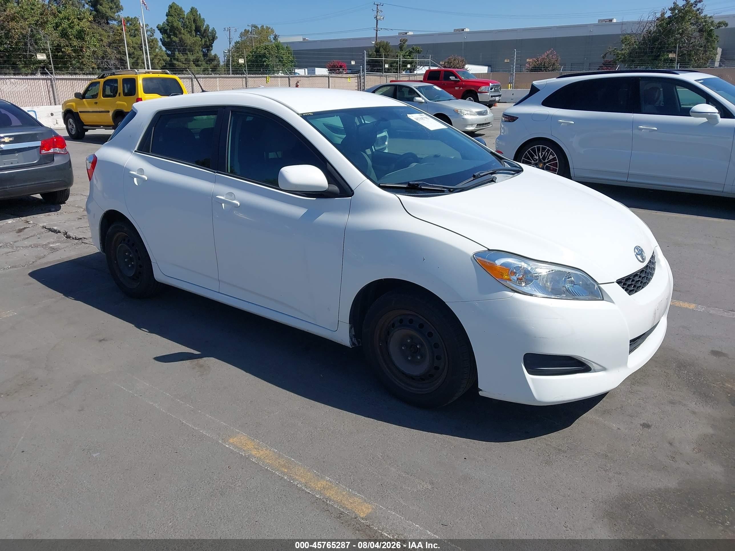 2011 Toyota Matrix, VIN 2T1KU4EE6BC655328 — Normal wear