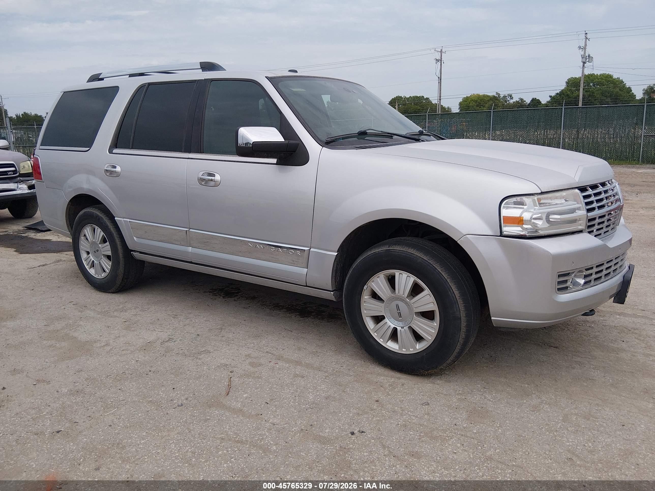 2013 Lincoln Navigator, VIN 5LMJJ2J53DEL01547 — Normal wear