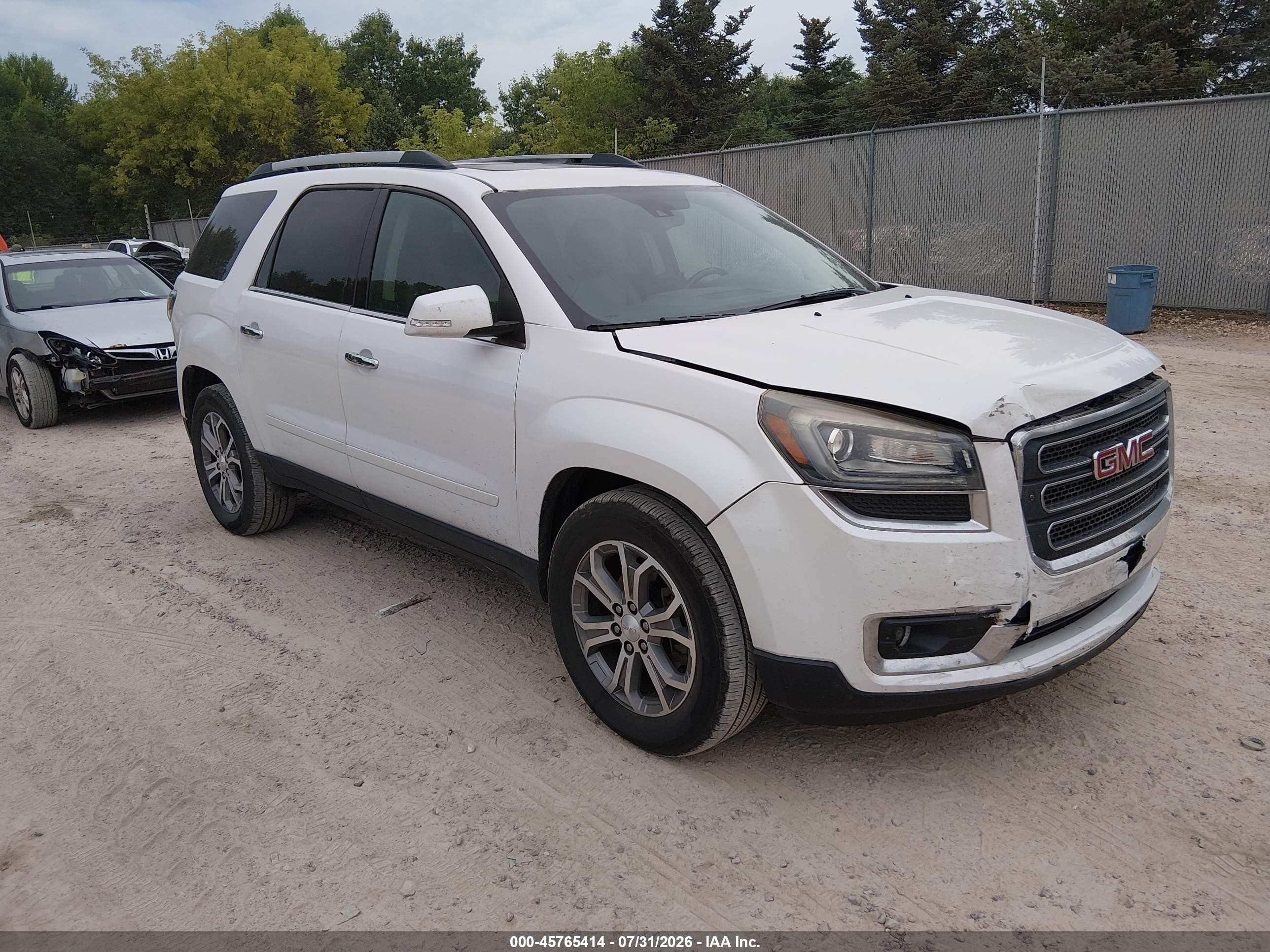 2016 GMC Acadia SLT, VIN 1GKKVRKDXGJ269128 — Front end
