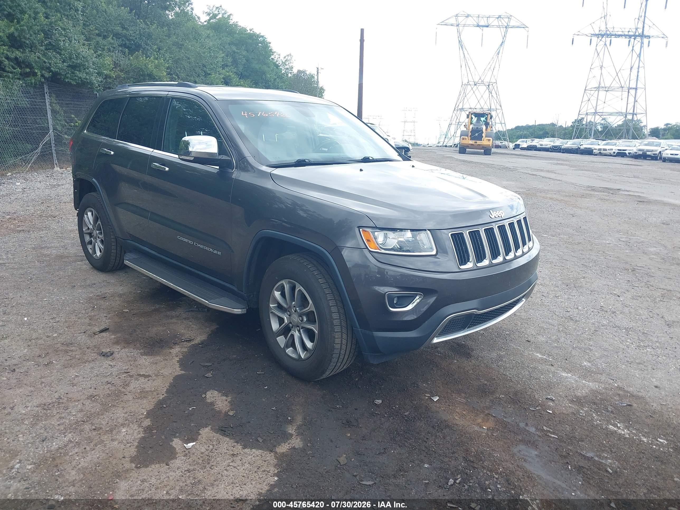 2014 Jeep Grand Cherokee Limited, VIN 1C4RJFBG4EC496671 — Rear end