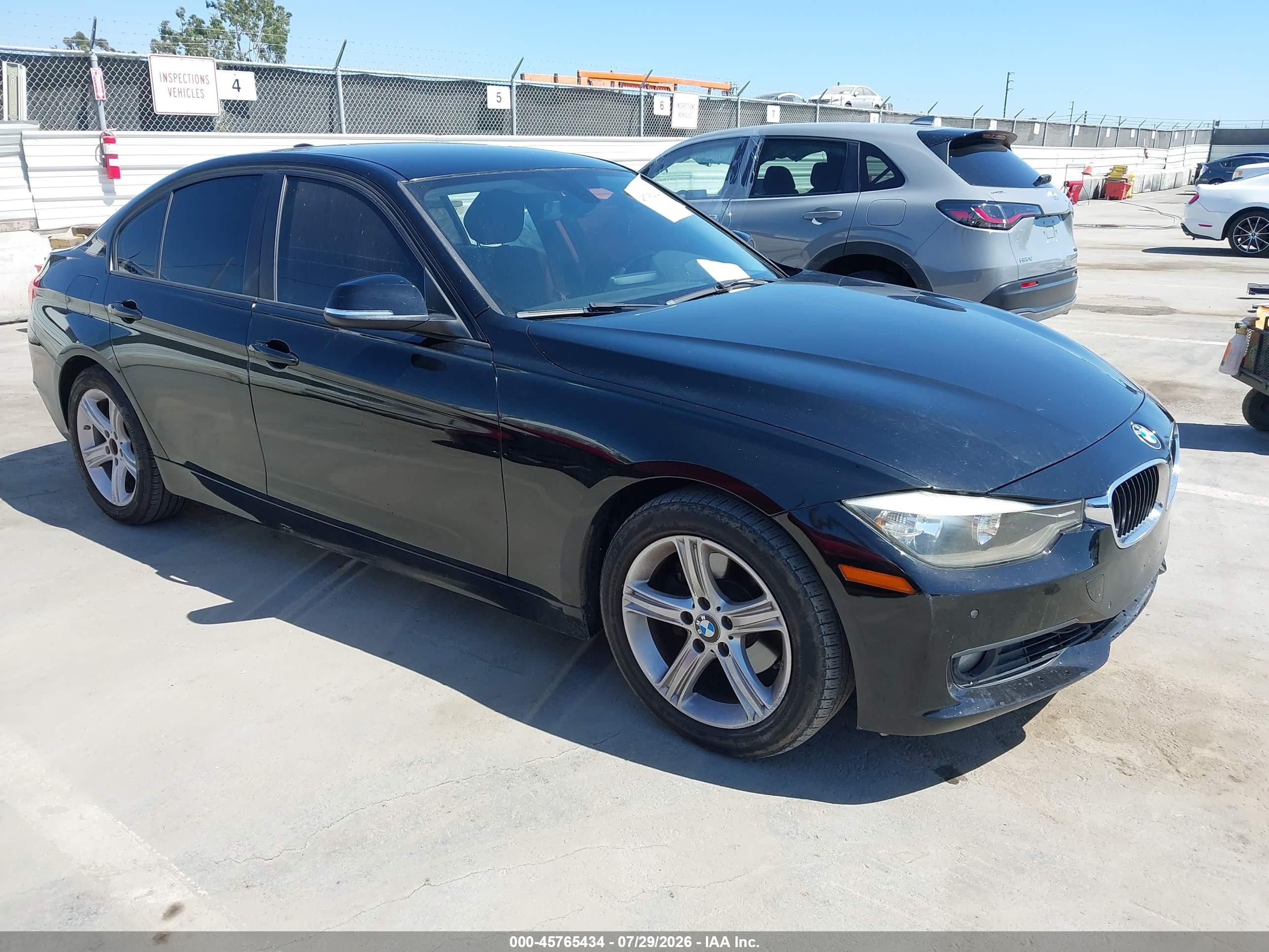 2015 BMW 3 Series 328i, VIN WBA3C1C59FK124909 — Rear end