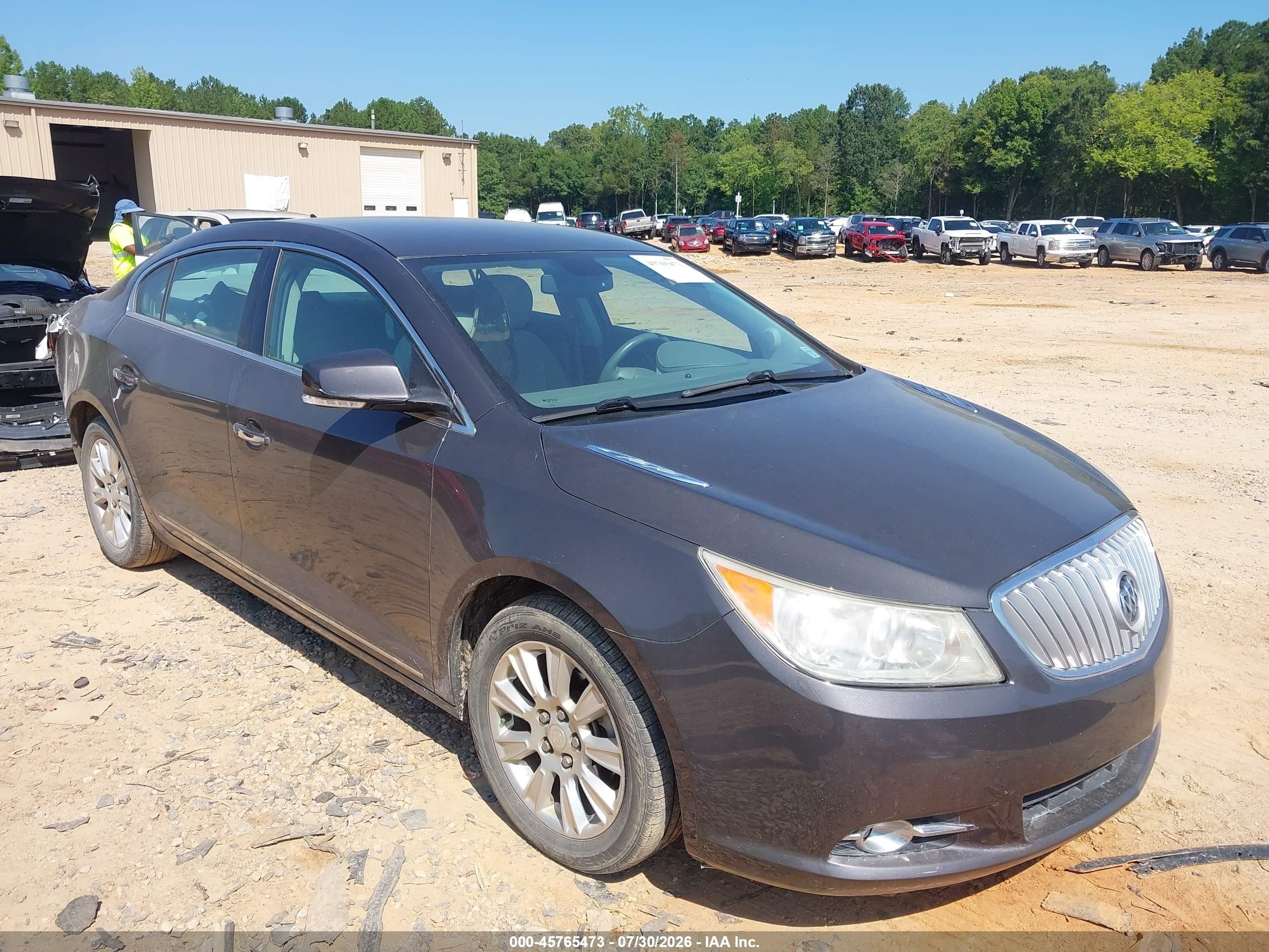 2012 Buick LaCrosse Leather, VIN 1G4GC5ER1CF282771 — Rear end
