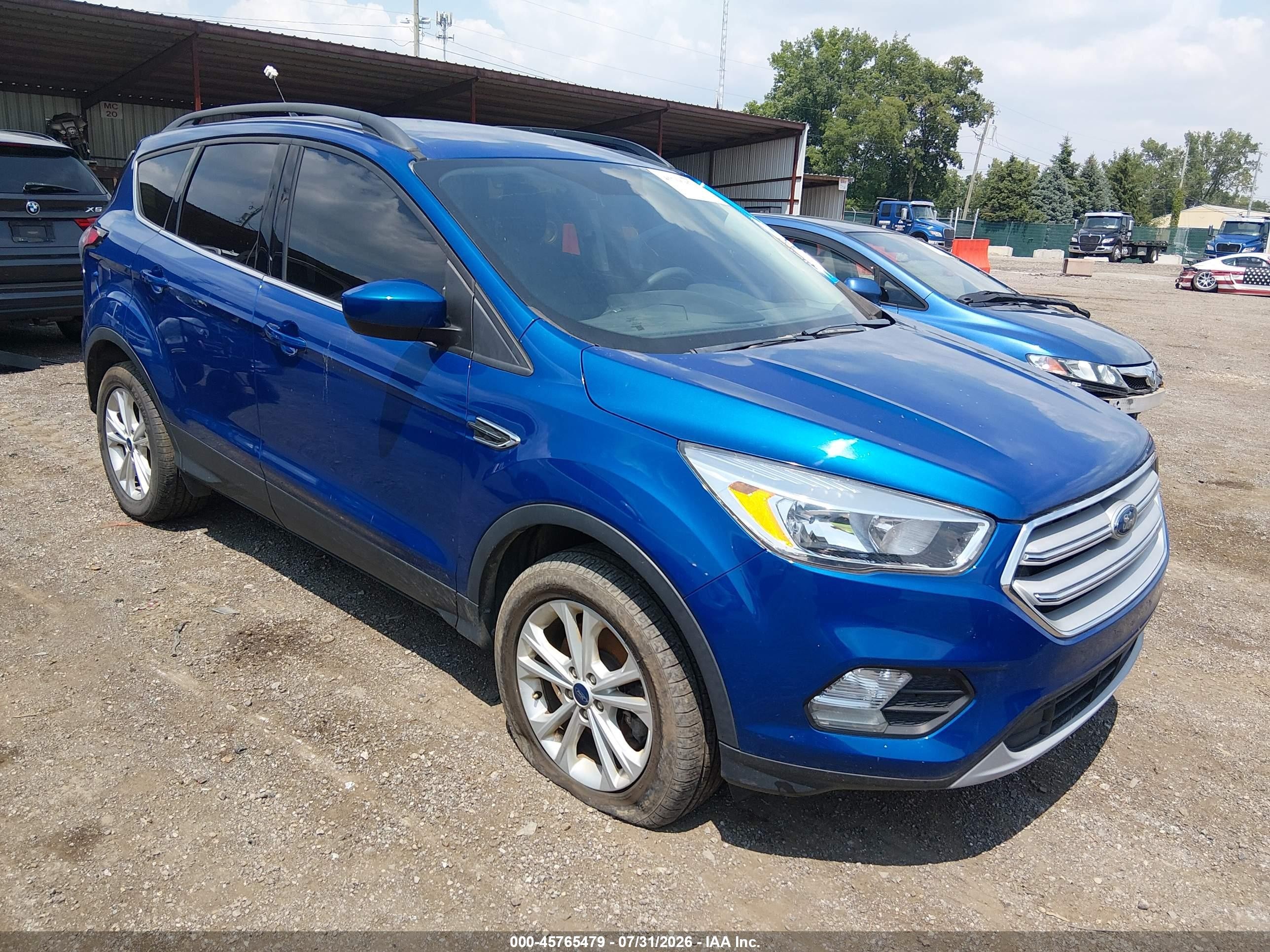 2018 Ford Escape SE, VIN 1FMCU9GD7JUC30588 — Normal wear