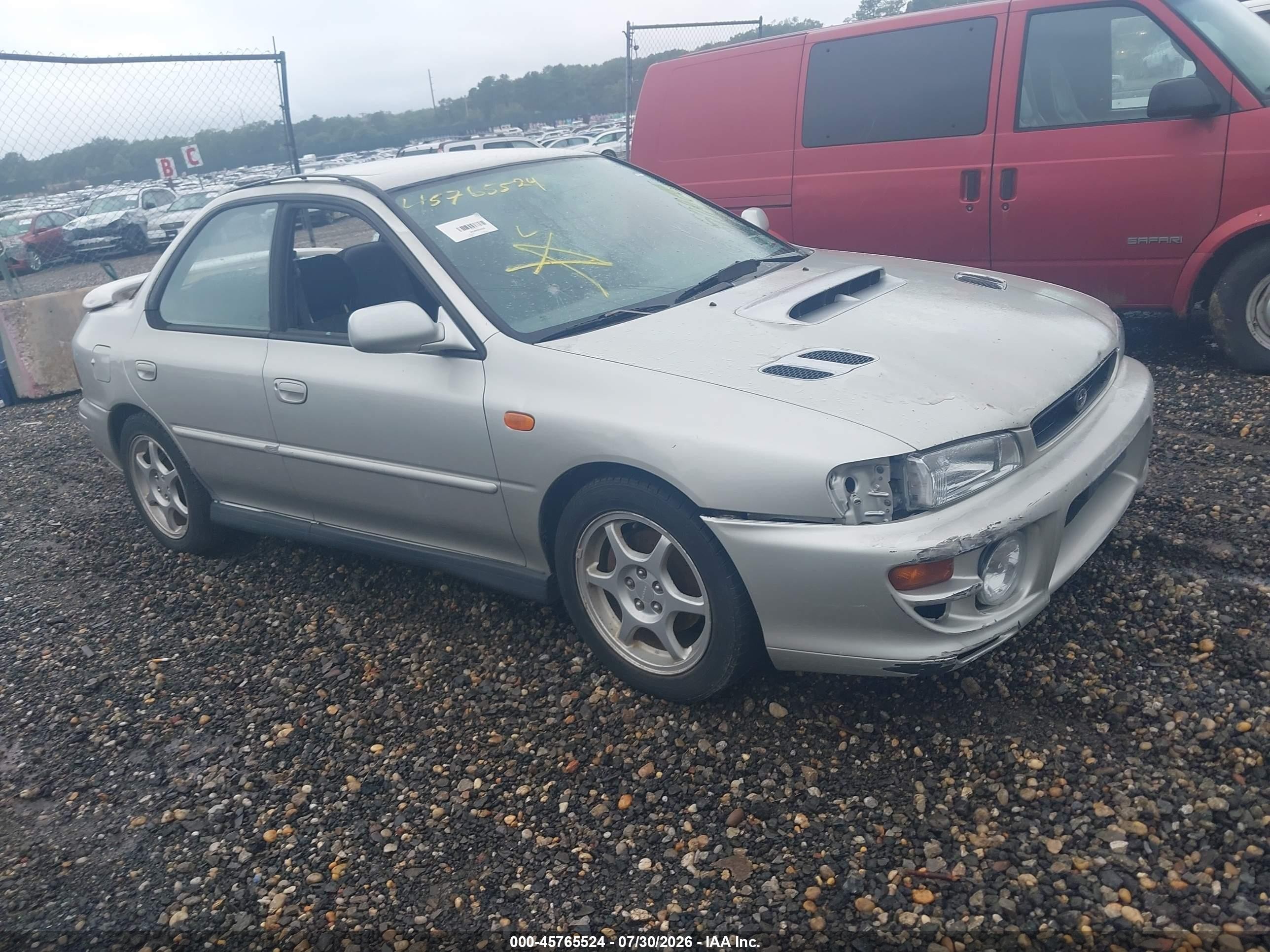 2000 Subaru Impreza RS, VIN JF1GC6752YG503578 — Зад