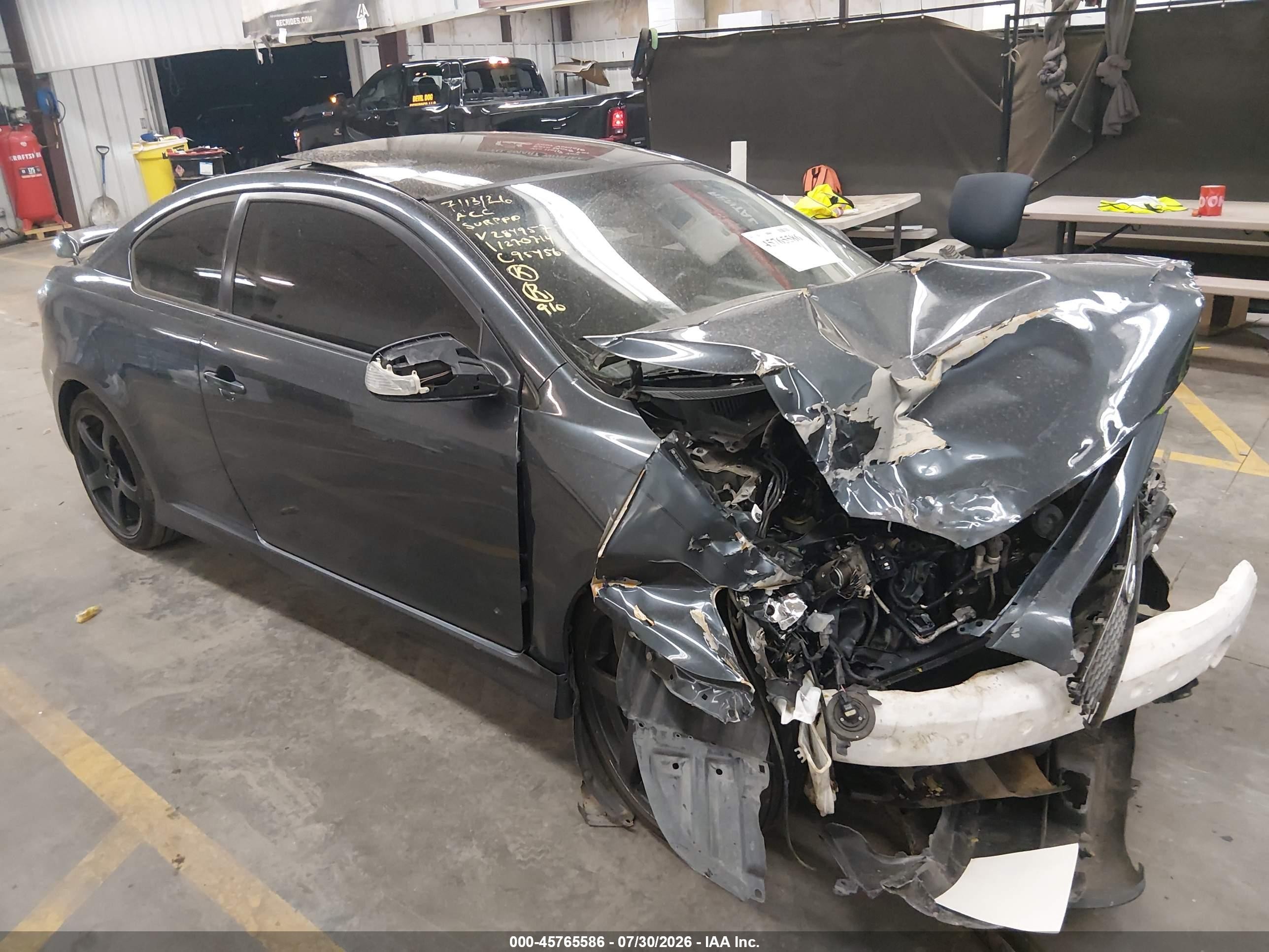 2009 Scion tC, VIN JTKDE167990284957 — Front end