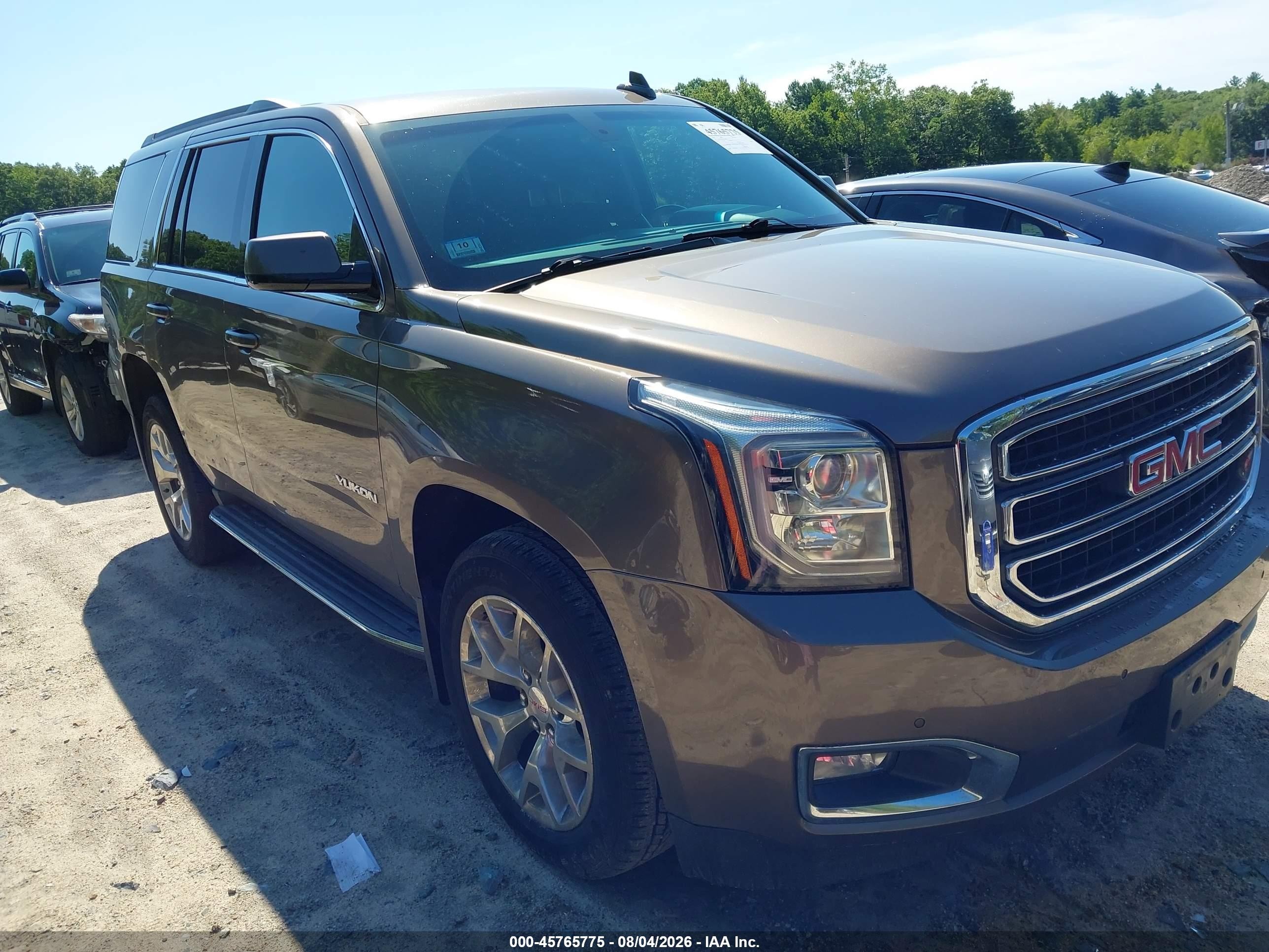 2016 GMC Yukon SLE, VIN 1GKS2AKC0GR383982 — Обычный износ