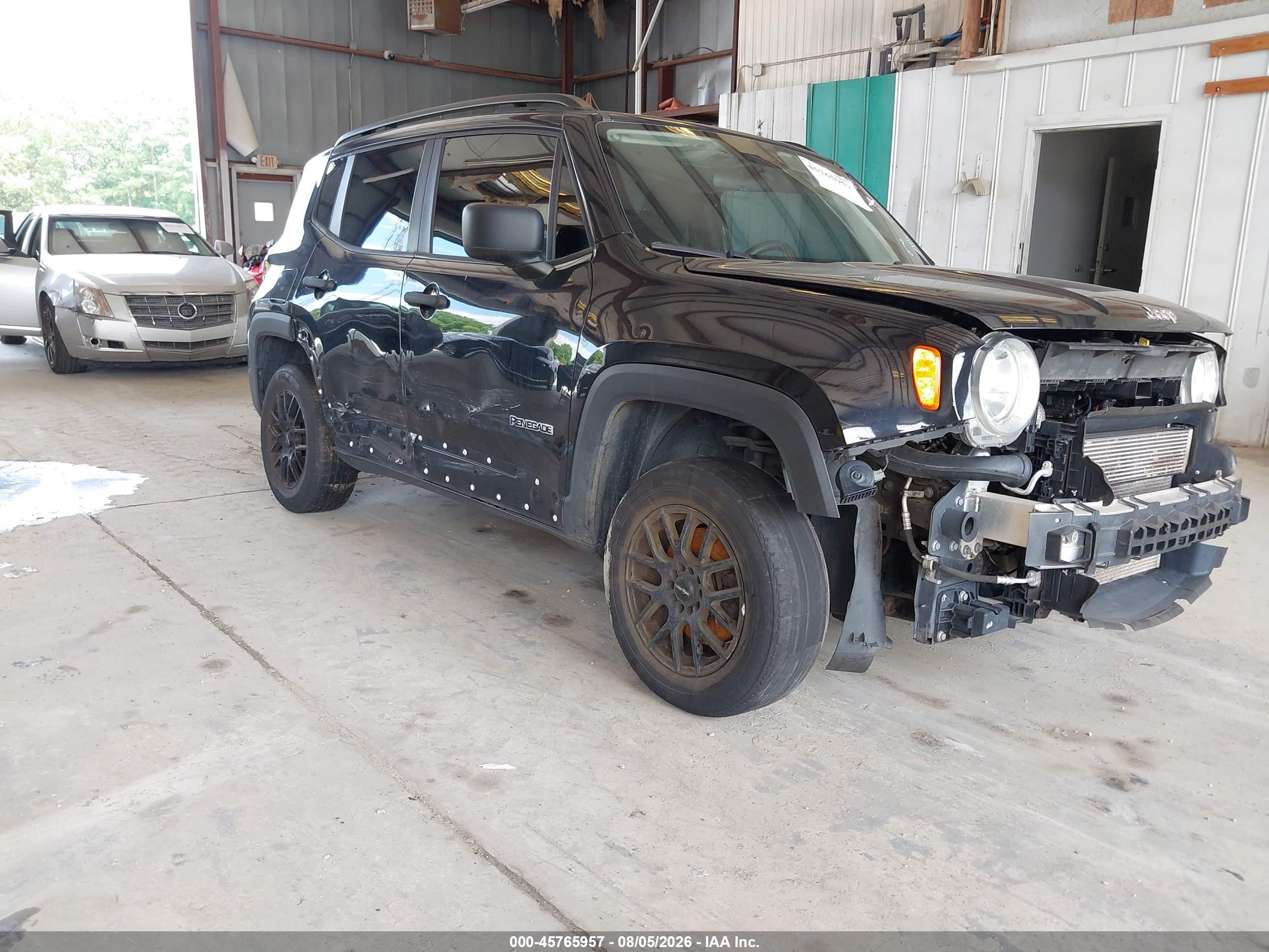 2020 Jeep Renegade Sport, VIN ZACNJBAB9LPL44629 — Перед