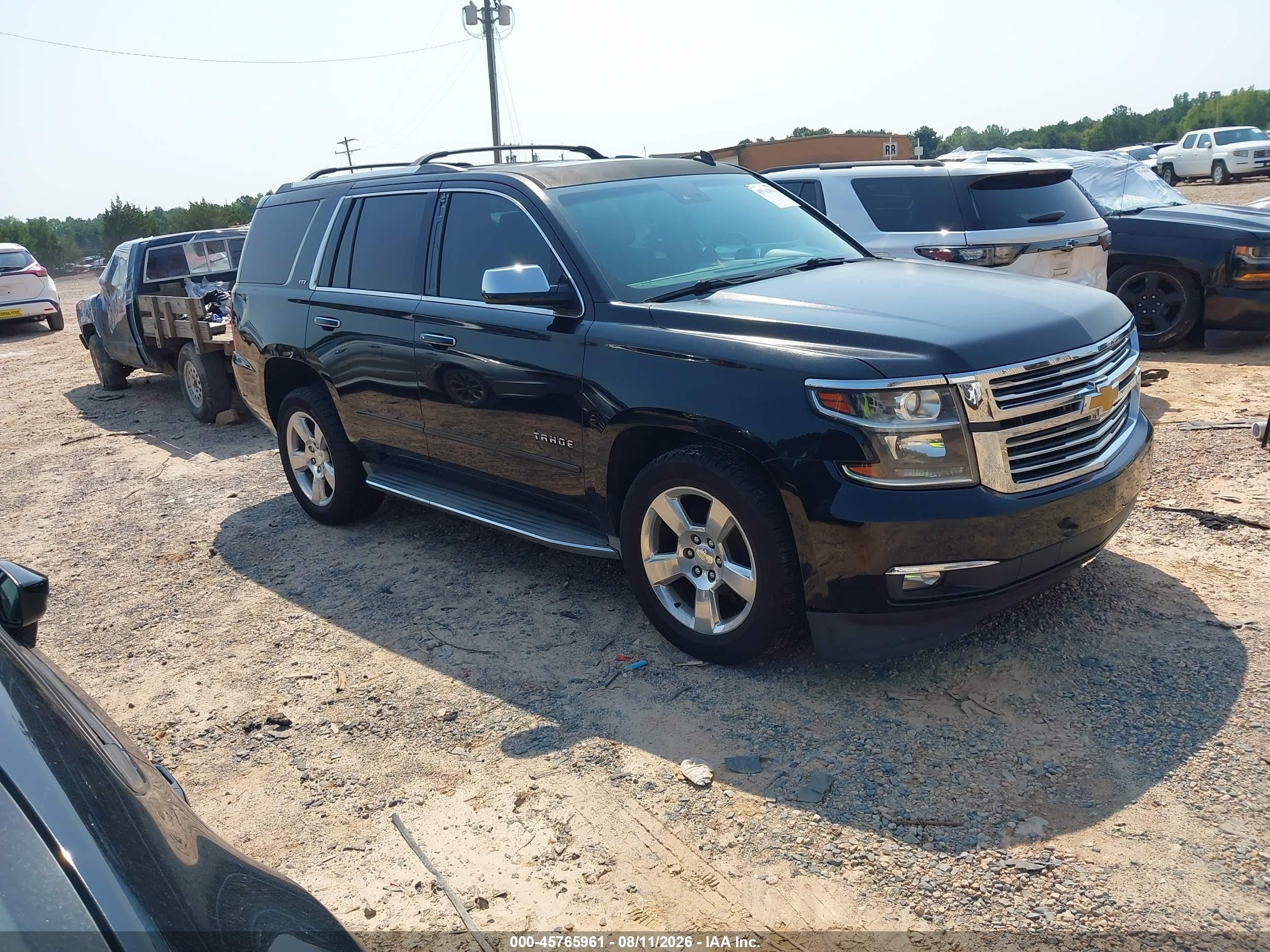 2015 Chevrolet Tahoe LTZ, VIN 1GNSKCKC4FR243561 — Normal wear