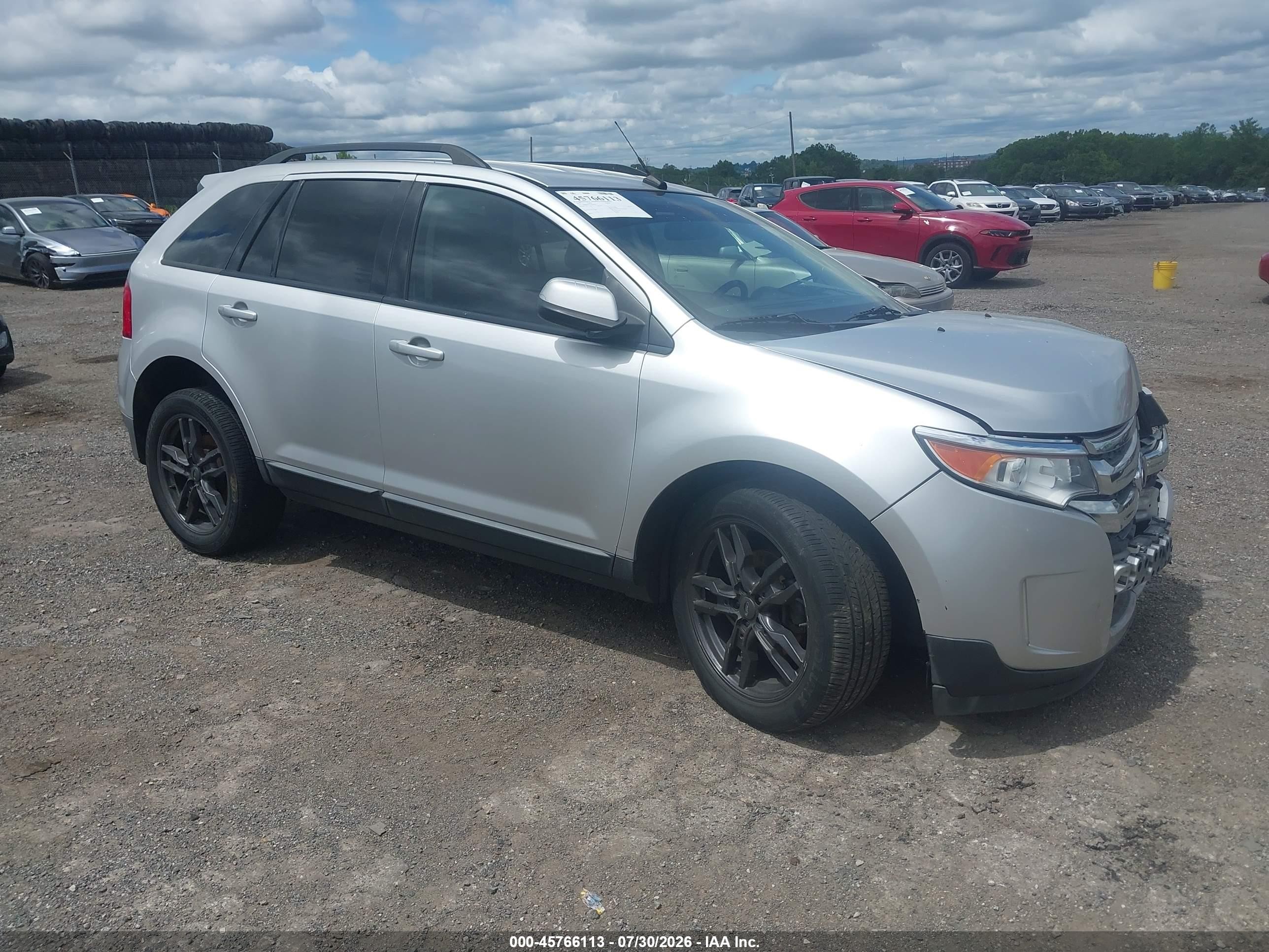 2012 Ford Edge SEL, VIN 2FMDK4JC1CBA44745 — Front end