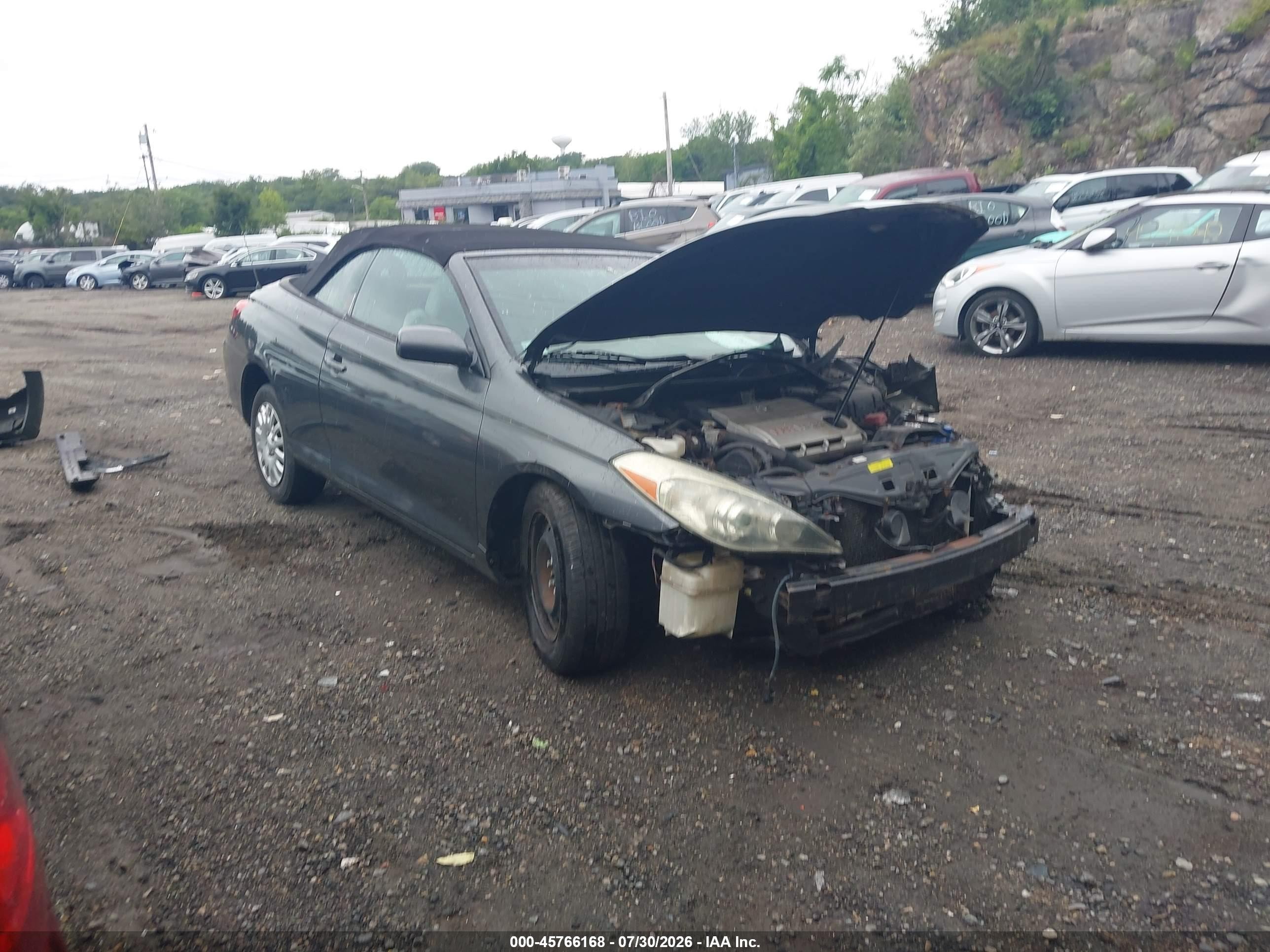 2007 Toyota Solara SLE, VIN 4T1FA38PX7U117612 — Front end