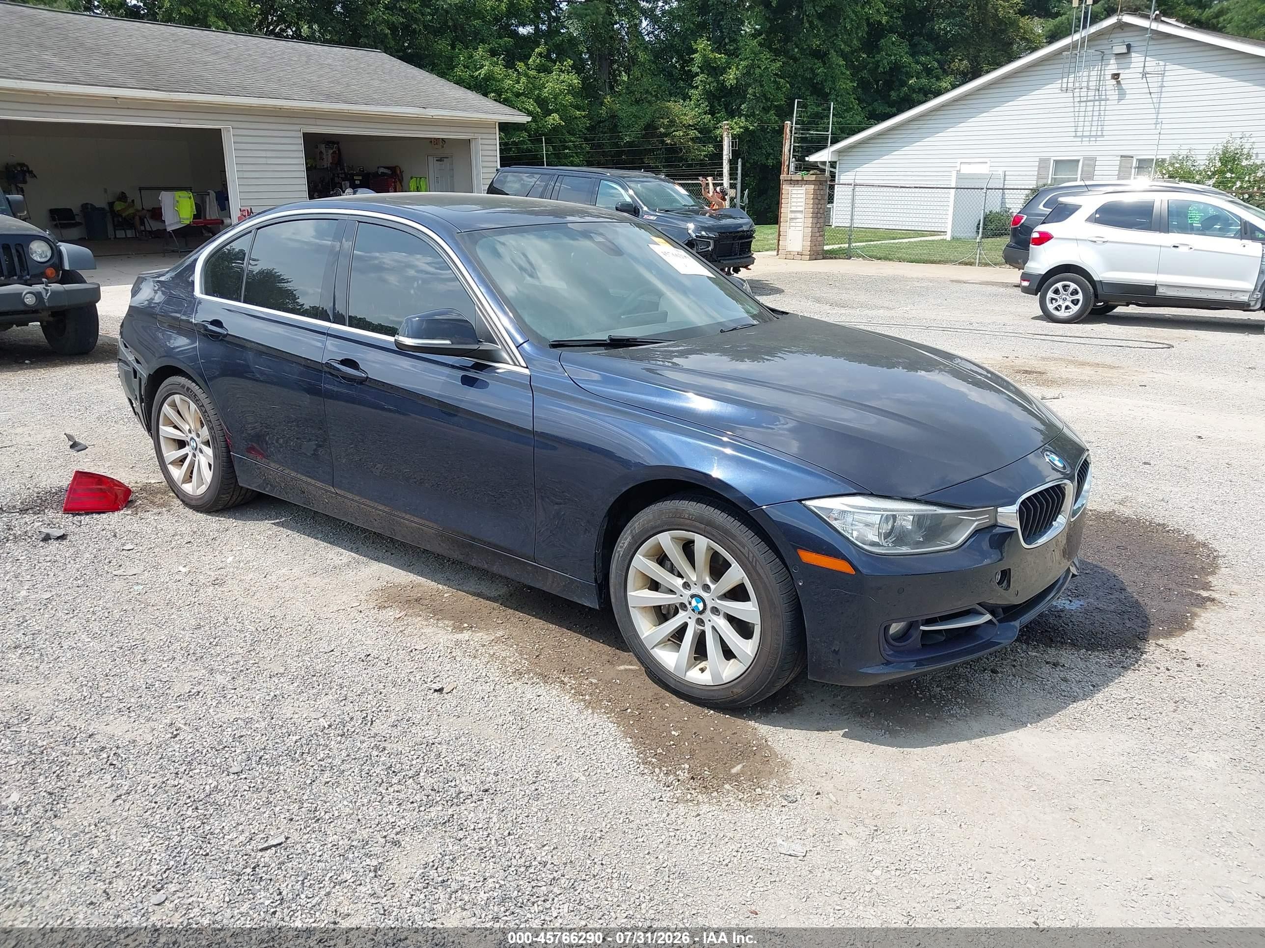 2015 BMW 3 Series 335i xDrive, VIN WBA3B9C59FF589829 — Rear end