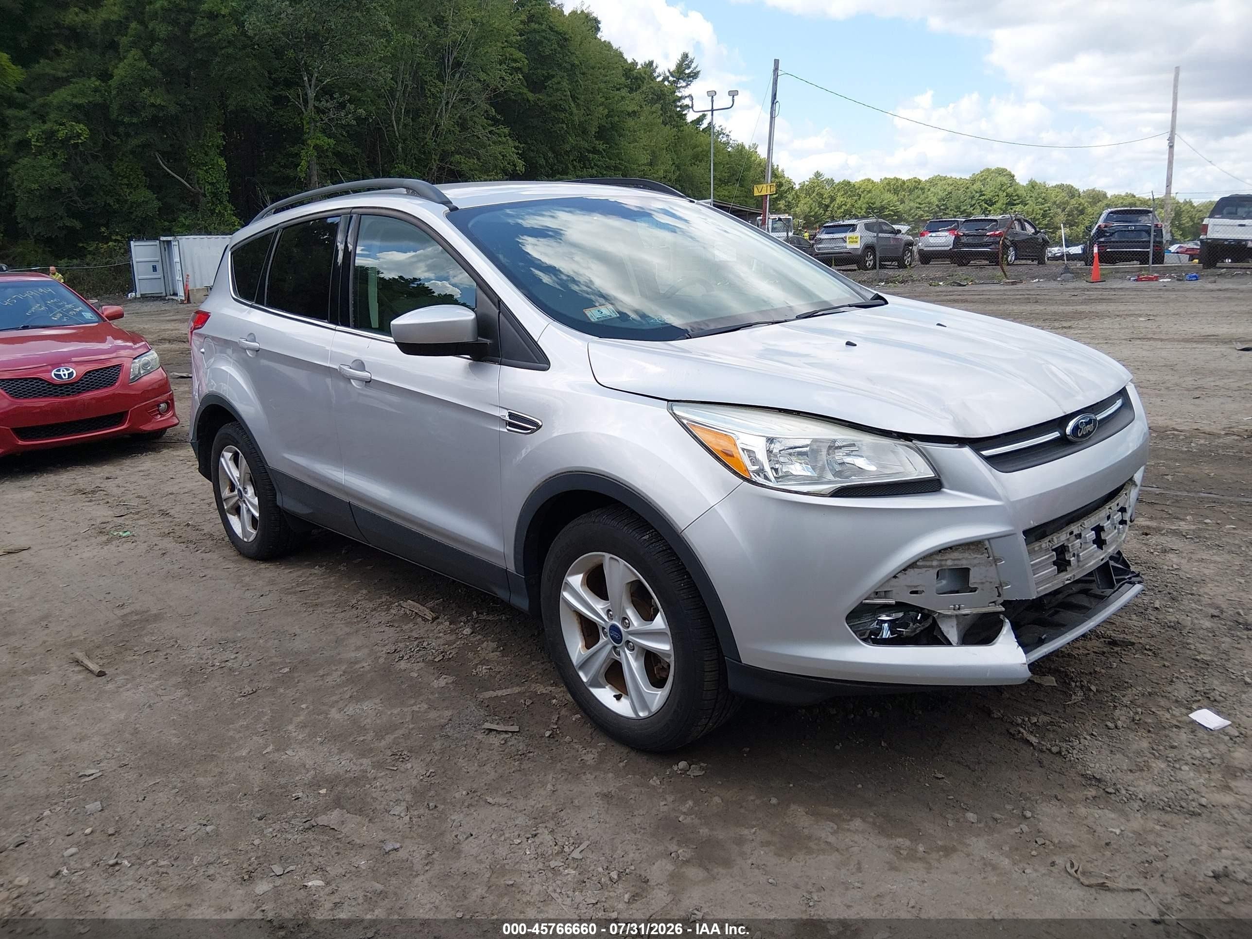 2015 Ford Escape SE, VIN 1FMCU9G93FUC18411 — All over
