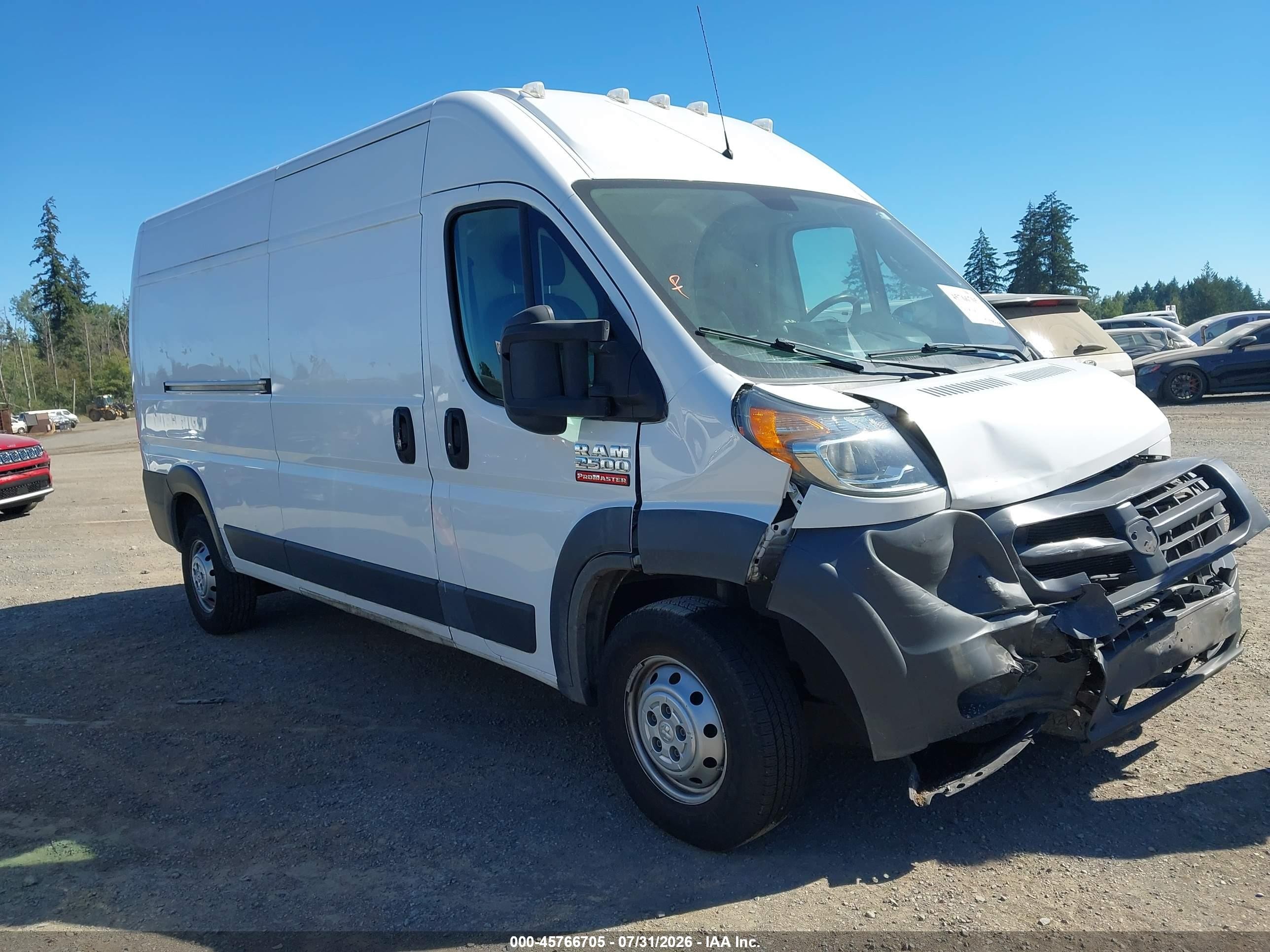 2018 Ram ProMaster Cargo, VIN 3C6TRVDG2JE157150 — Front end