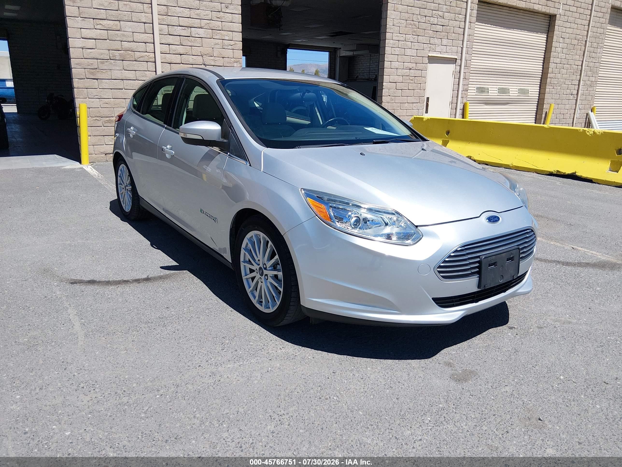 2018 Ford Focus Electric, VIN 1FADP3R40JL296115 — Normal wear