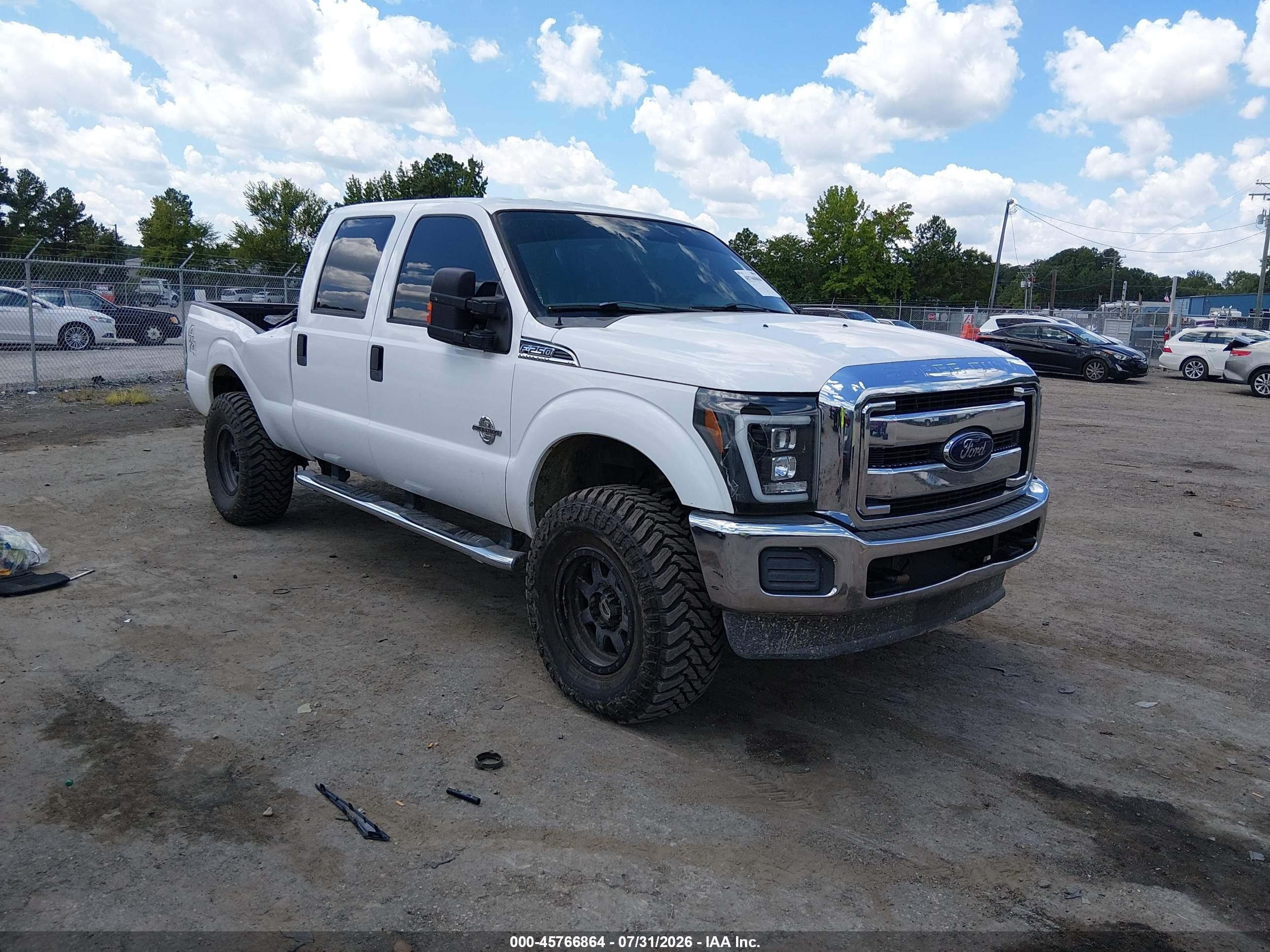 2013 Ford F-250 XLT, VIN 1FT7W2BT3DEA61805 — Roof