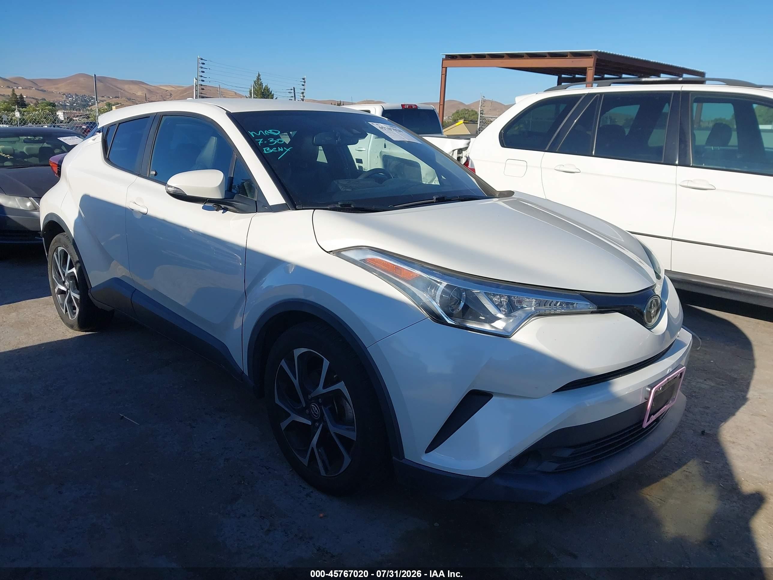 2018 Toyota C-HR XLE, VIN NMTKHMBX8JR053898 — Normal wear