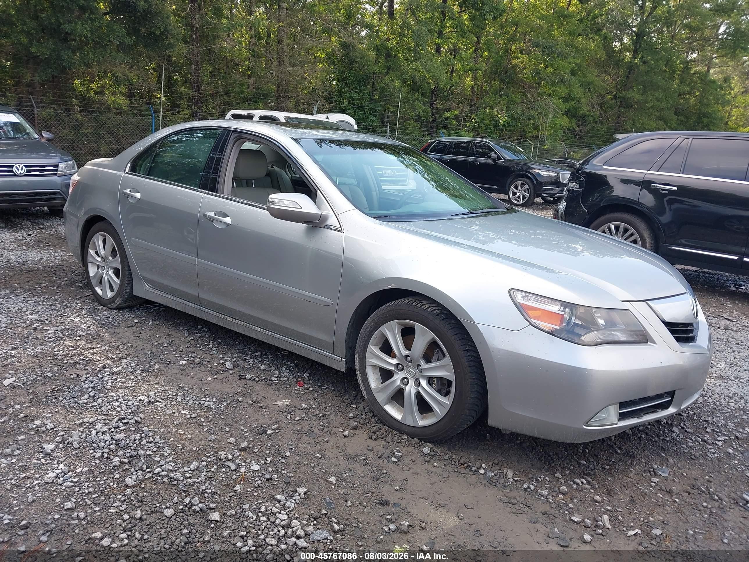 2010 Acura RL Technology, VIN JH4KB2F68AC000935 — Normal wear
