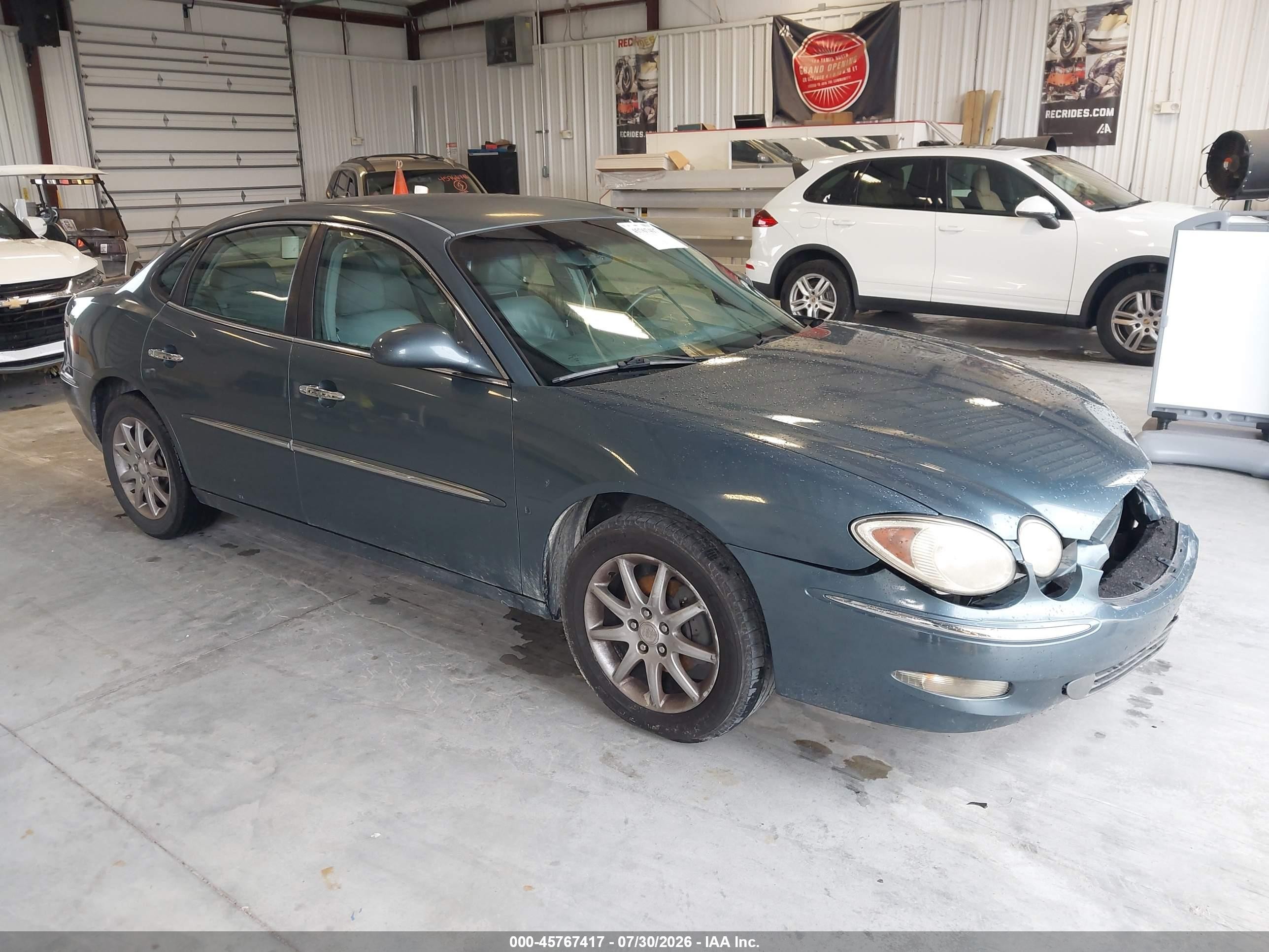 2006 Buick LaCrosse CXL, VIN 2G4WD582361231193 — Перед